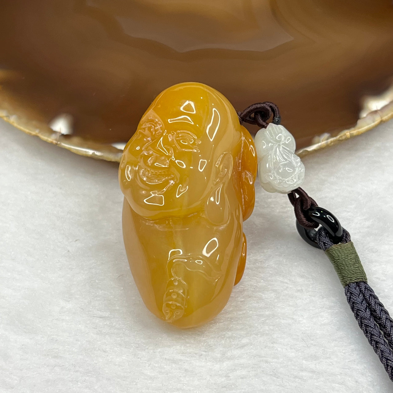 Natural Agate Crystal Milo Buddha 64.49g 56.2 by 31.8 by 26.0mm - Huangs Jadeite and Jewelry Pte Ltd