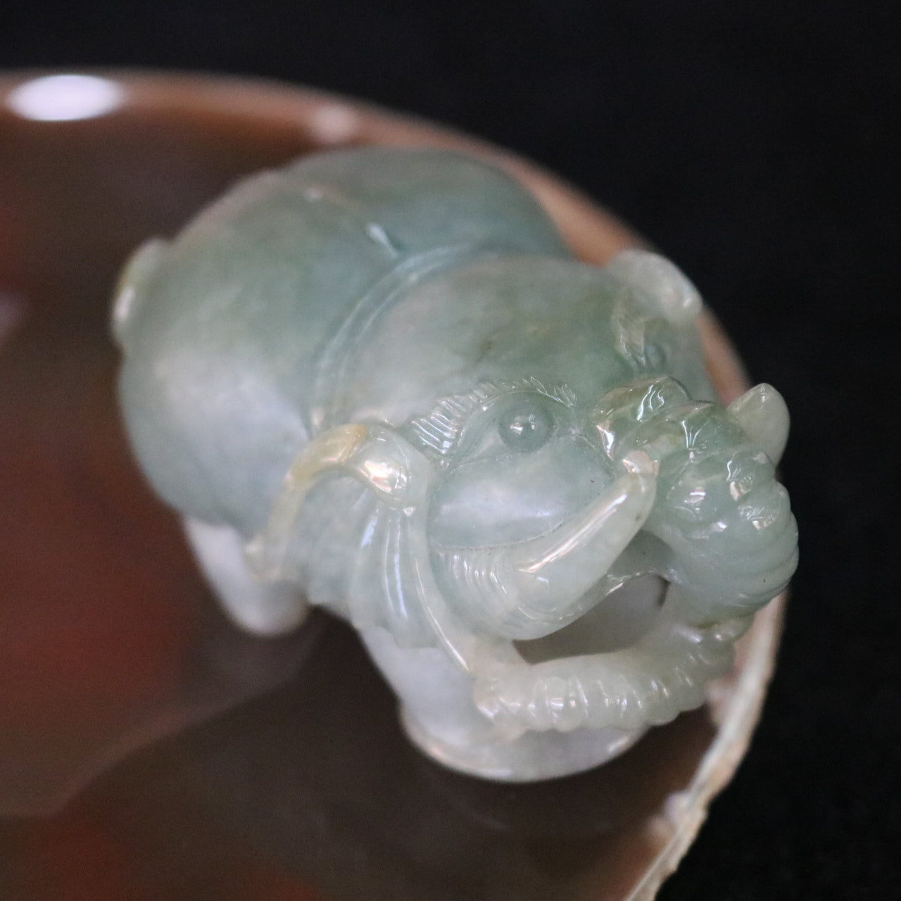 Type A Burmese Jade Jadeite Elephant - 141.88g L39.6 W63.8 D35.3mm - Huangs Jadeite and Jewelry Pte Ltd