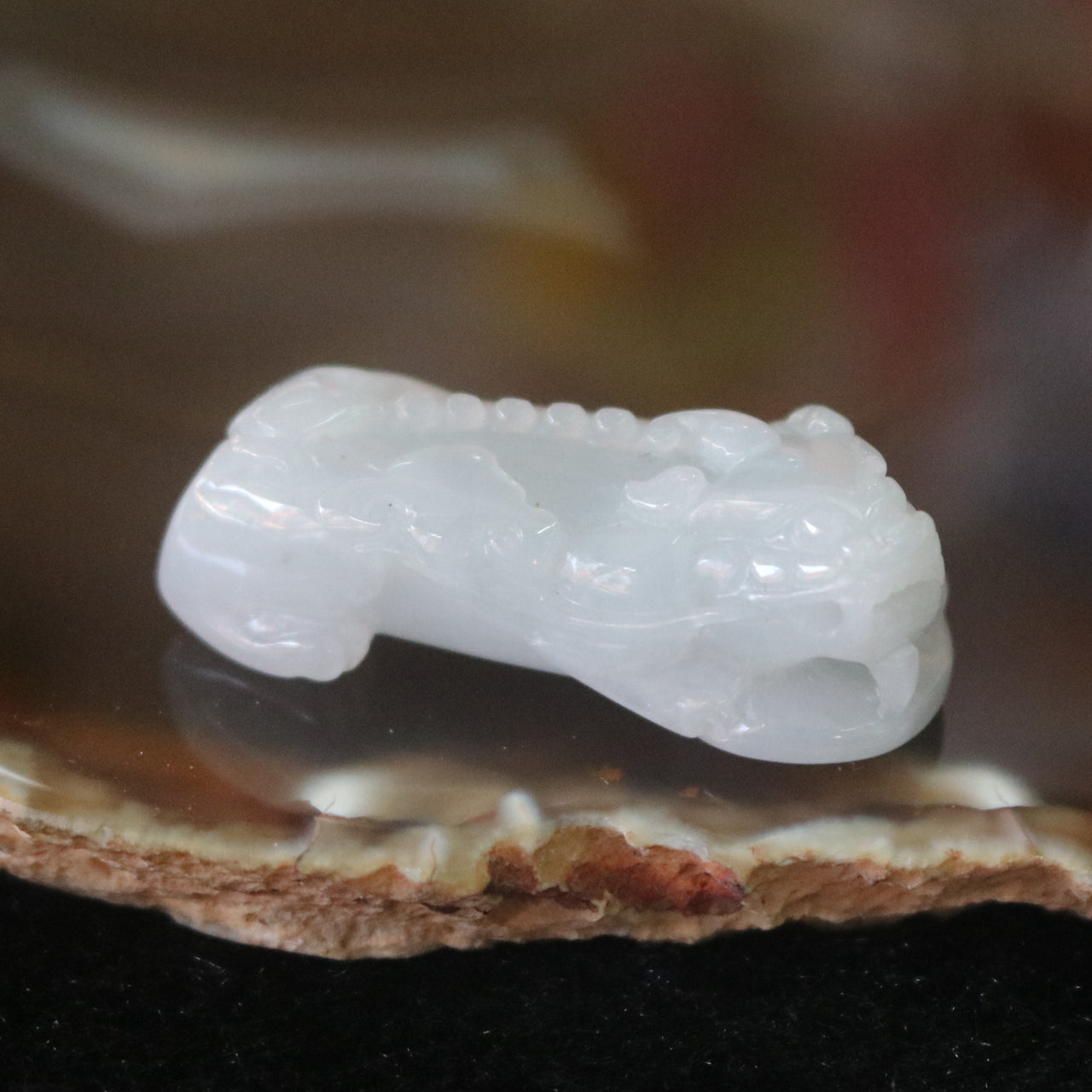 Type A Burmese Jade Jadeite Pixiu - 20.3g L41.9 W17.3 D14.6mm - Huangs Jadeite and Jewelry Pte Ltd