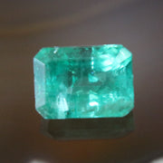 Natural Faceted Columbia Emerald 祖母绿宝石 - 5.78 cts L11.7 W8.4 D7.3mm - Huangs Jadeite and Jewelry Pte Ltd