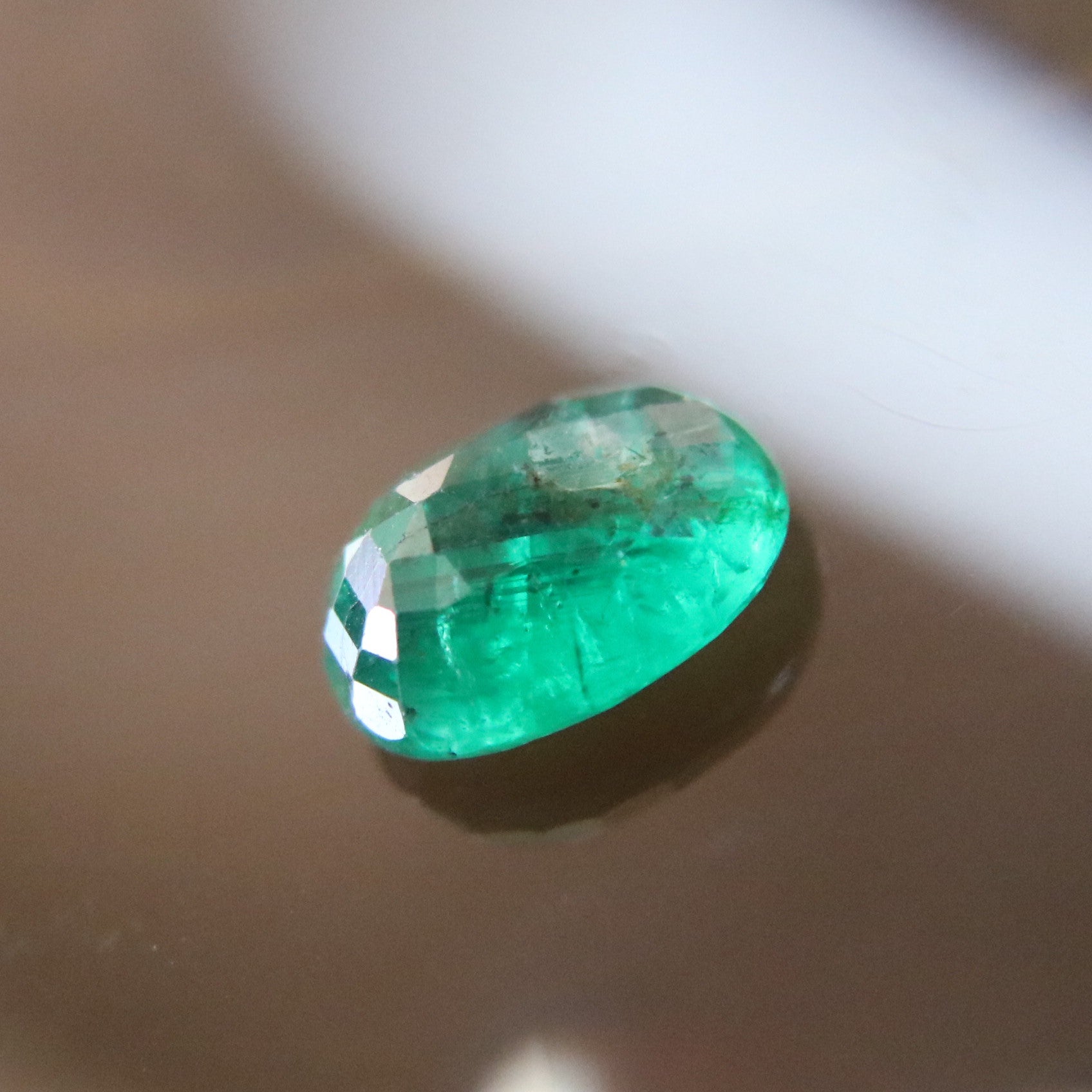 Natural Faceted Columbia Emerald 祖母绿宝石 - 3.53 cts L11.3 W8.3 D5.1mm - Huangs Jadeite and Jewelry Pte Ltd