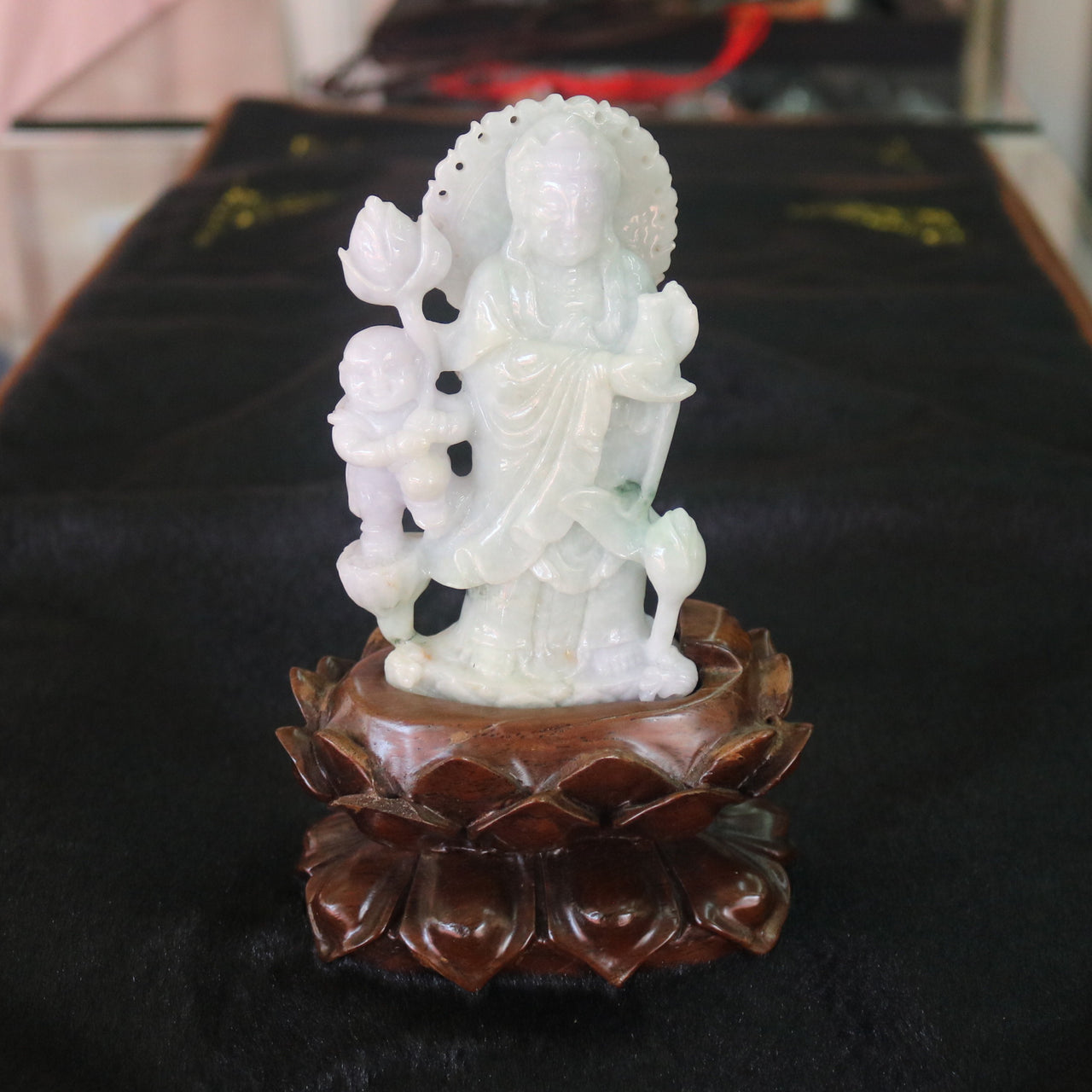 Type A Burmese Jade Jadeite Feng Shui Guan Yin & Tong Zi Display with NGI cert 334.67g 116.7 by 70.5 by 35.5mm - Huangs Jadeite and Jewelry Pte Ltd