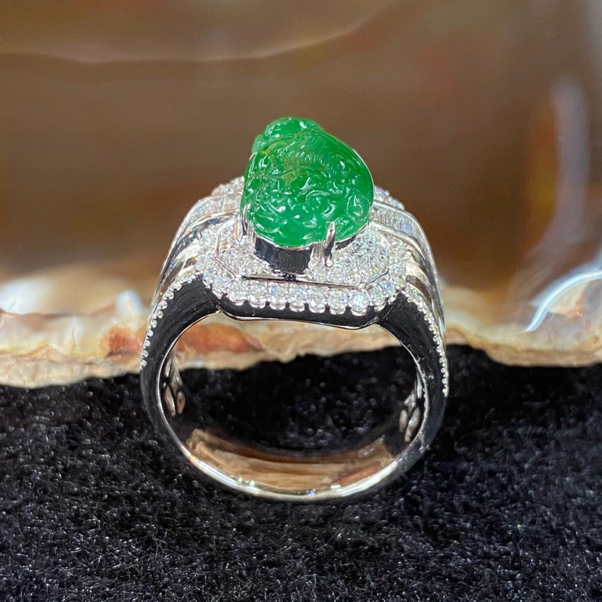 Rare Type A Burmese High End Jade Jadeite Chan Chu aka 3 Legged Frog Ring 18K White Gold & Diamonds - 14.99g US9.45 HK22 - Huangs Jadeite and Jewelry Pte Ltd