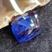 Unheated Natural Color Changing Sapphire - 53.57ct 23.18 by 18.94 by 11.69mm - Huangs Jadeite and Jewelry Pte Ltd