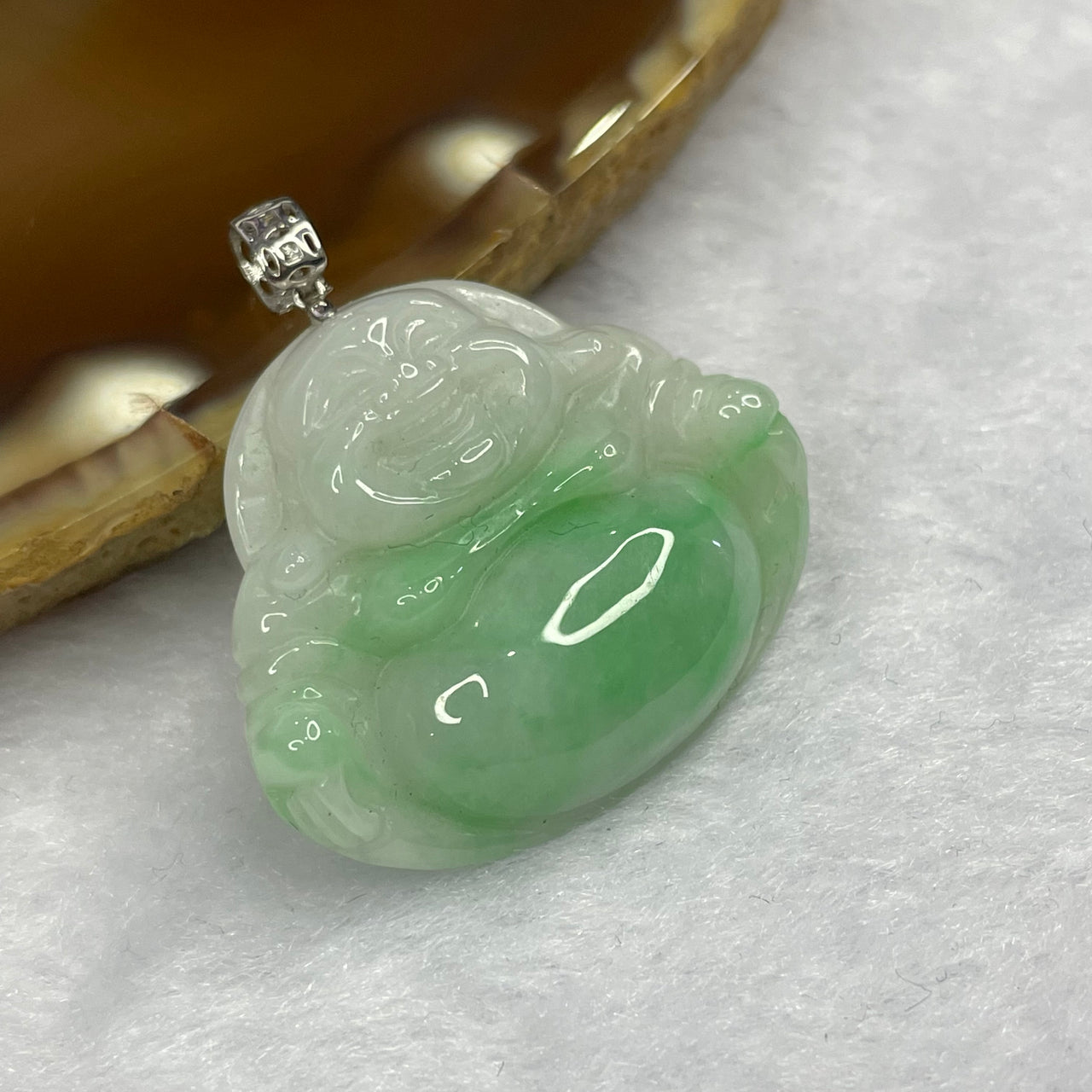 Type A Spicy Green Piao Hua Jade Jadeite Milo Buddha with 18K Gold Clasp -  5.99g 24.2 by 28.2 by 6.3mm - Huangs Jadeite and Jewelry Pte Ltd