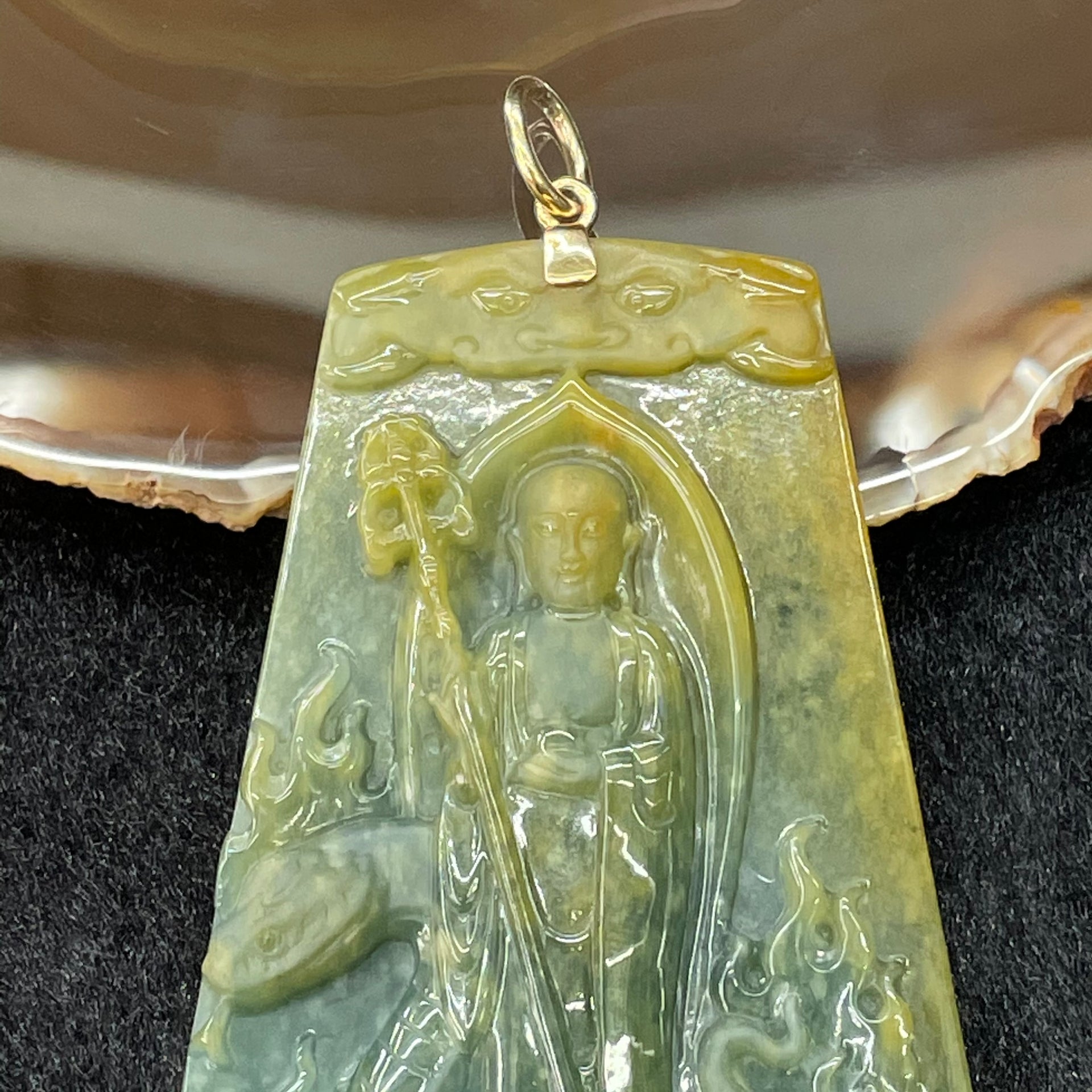 Type A Burmese Jade Jadeite Di Zang Buddha with 22k gold hook - 54.16g 67.2 by 50.3 by 8.5mm - Huangs Jadeite and Jewelry Pte Ltd