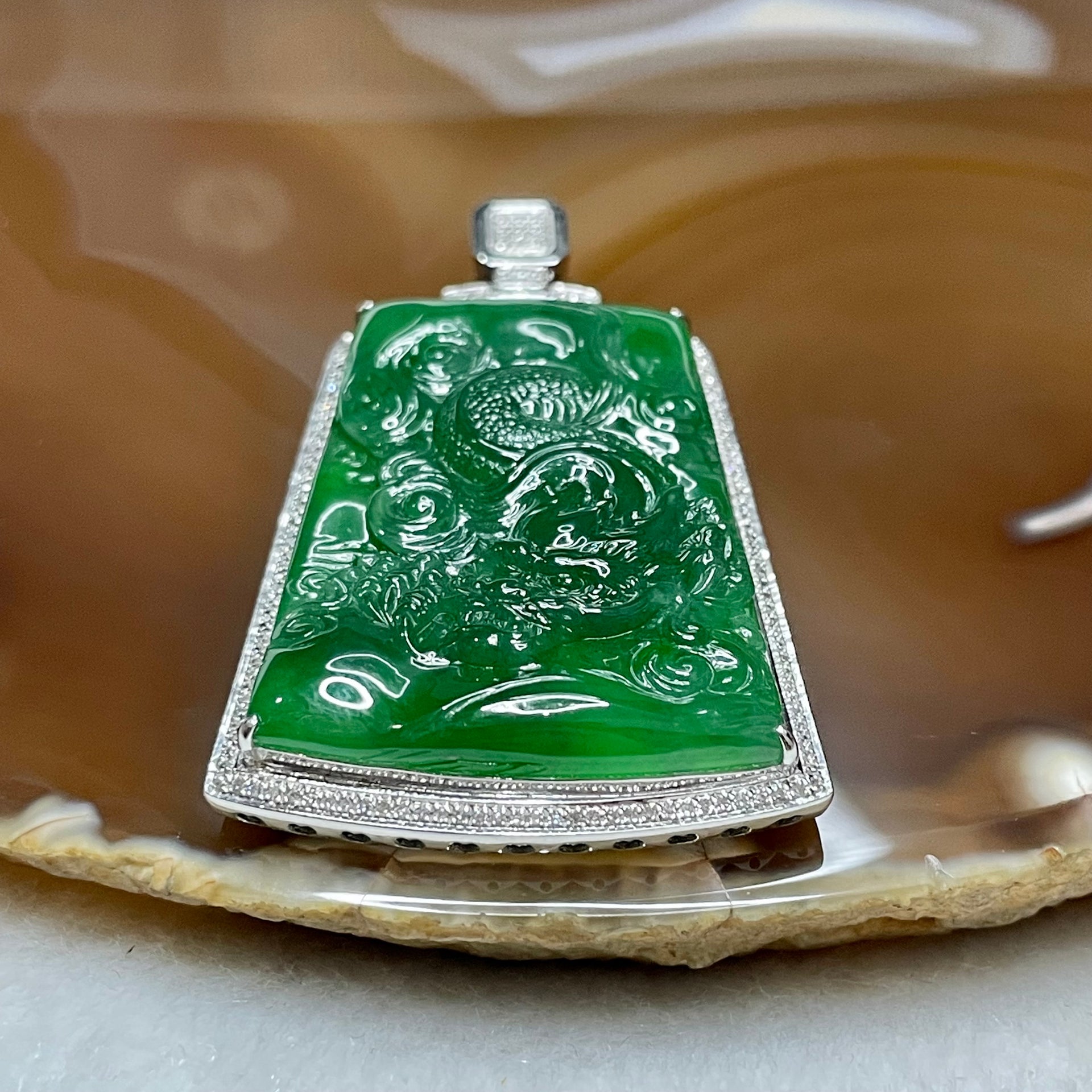 RARE Type A Full Yang Green Dragon Jade Jadeite 18k white gold & diamonds with NGI Cert 22.38g 50.2 by 30.7 by 9.0mm - Huangs Jadeite and Jewelry Pte Ltd