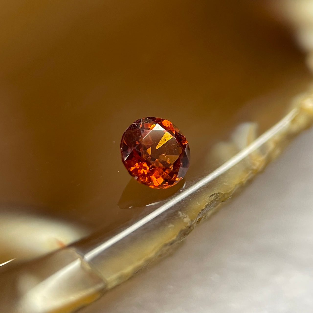 Natural Orange Red Garnet Crystal Stone for Setting - 0.60ct 4.8 by 4.8 by 3.0mm - Huangs Jadeite and Jewelry Pte Ltd