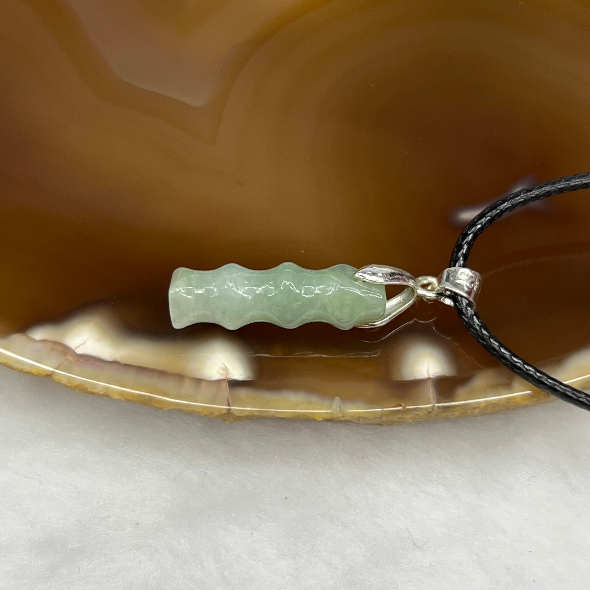 Type A Green Jade Jadeite Bamboo 3.17g 21.0 by 6.0 by 6.0 mm - Huangs Jadeite and Jewelry Pte Ltd