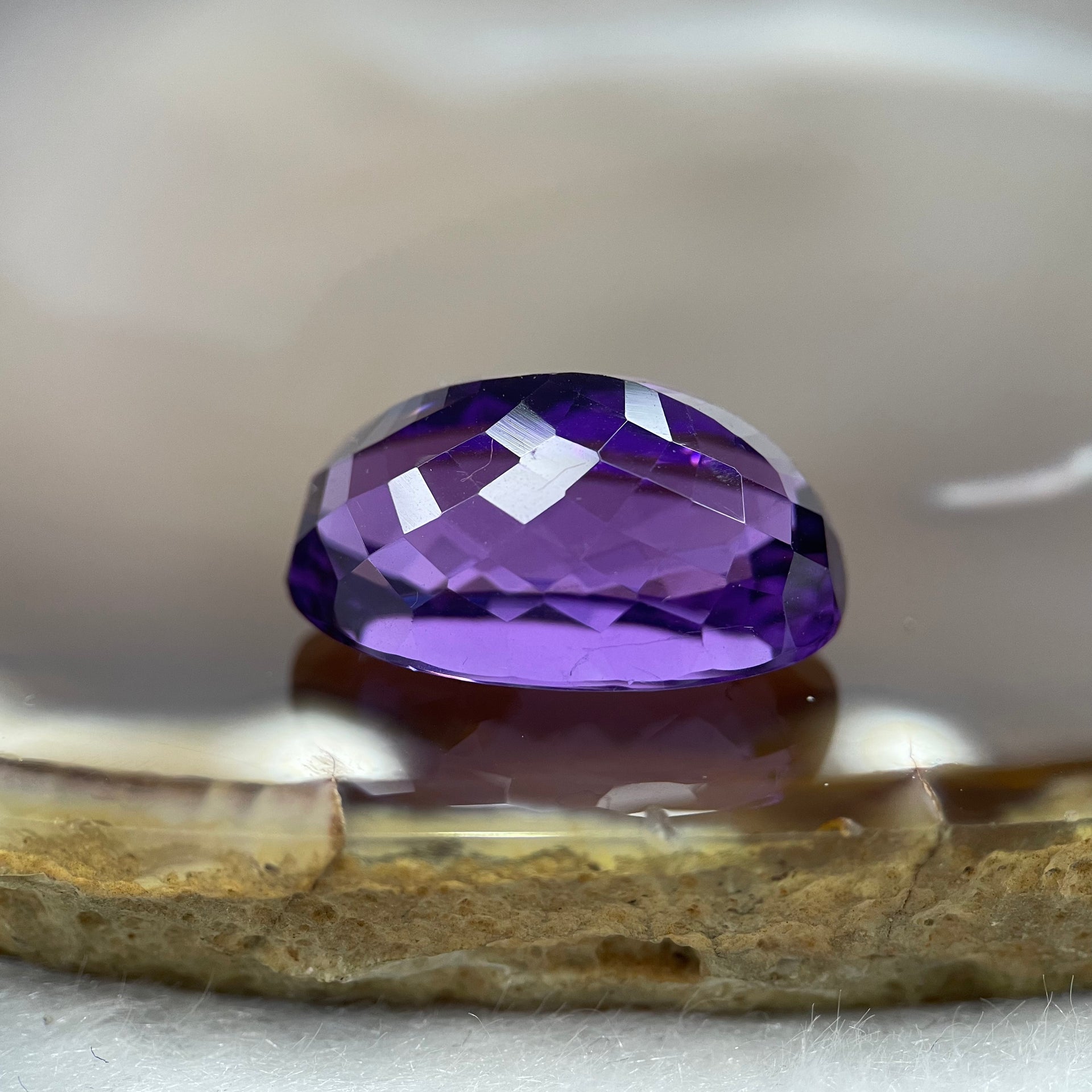 Natural Amethyst 20.10 carats 20.4 by 13.5 by 10.9mm - Huangs Jadeite and Jewelry Pte Ltd