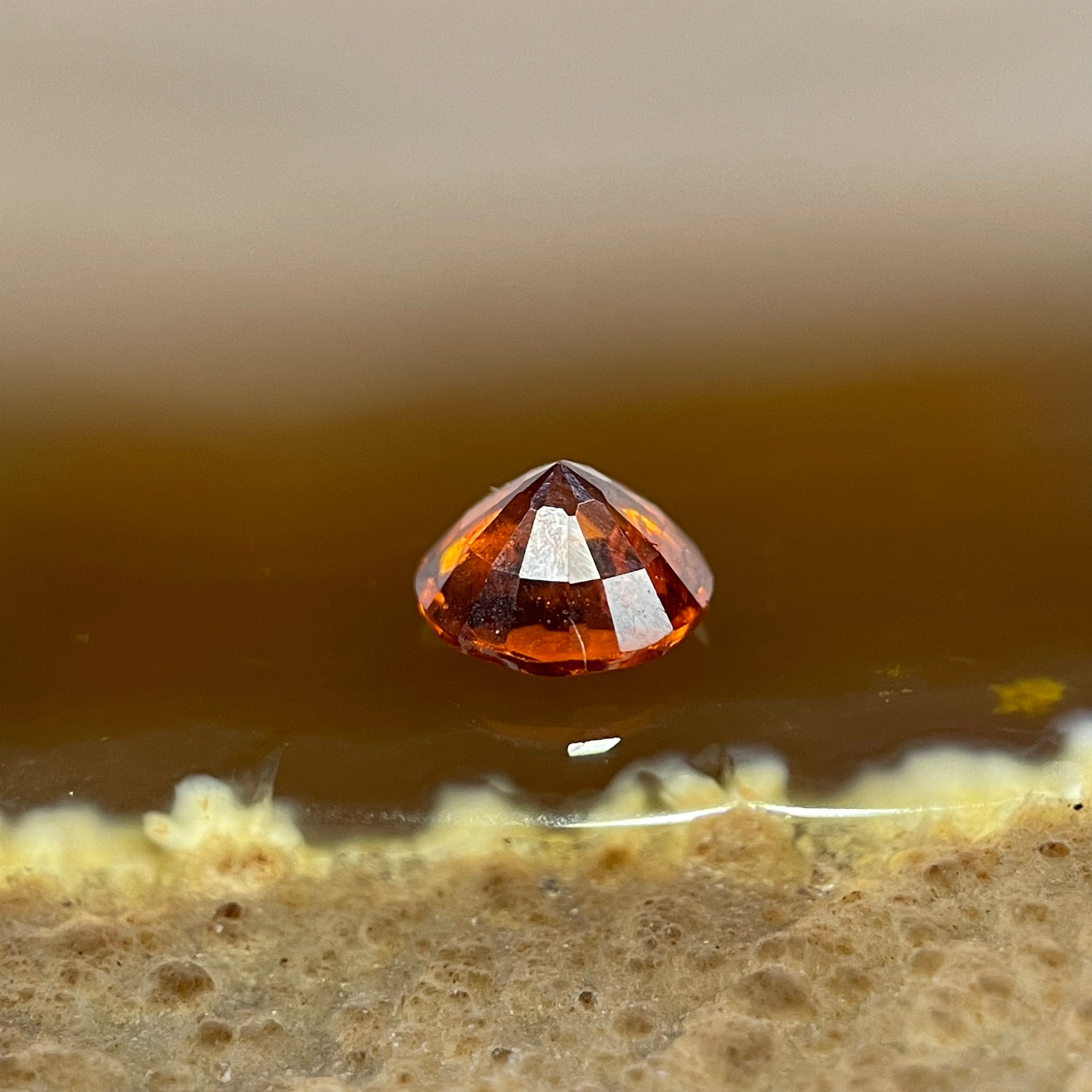 Natural Orange Red Garnet Crystal Stone for Setting - 0.80ct 5.1 by 5.1 by 3.1mm - Huangs Jadeite and Jewelry Pte Ltd