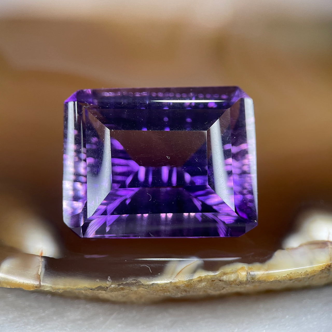 Natural Amethyst 32.75 carats 22.5 by 17.9 by 12.8mm - Huangs Jadeite and Jewelry Pte Ltd