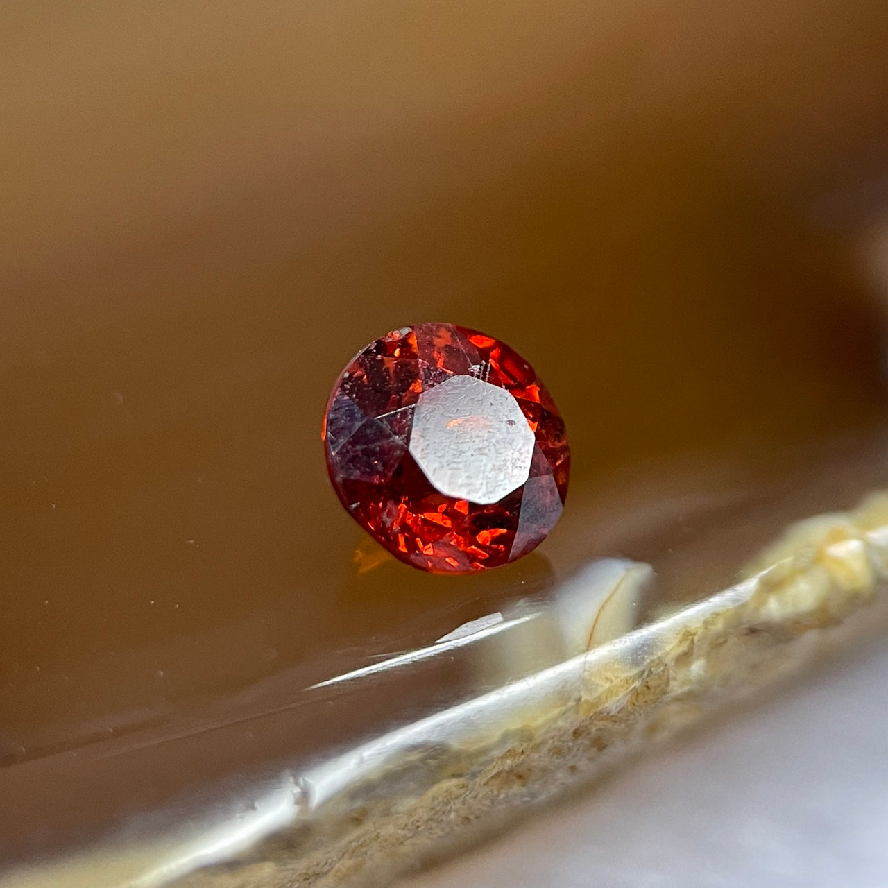 Natural Orange Red Garnet Crystal Stone for Setting - 1.15ct 5.7 by 5.7 by 3.8mm - Huangs Jadeite and Jewelry Pte Ltd