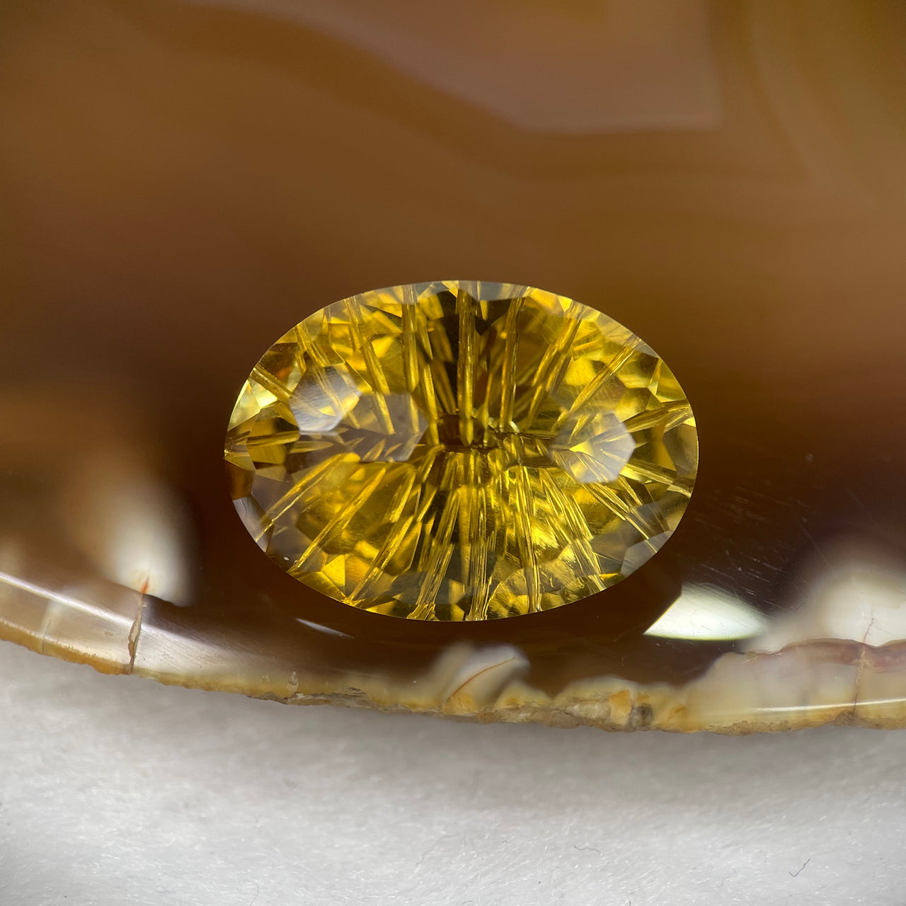 Natural Citrine 20.70 carats 21.4 by 15.5 by 11.5mm - Huangs Jadeite and Jewelry Pte Ltd