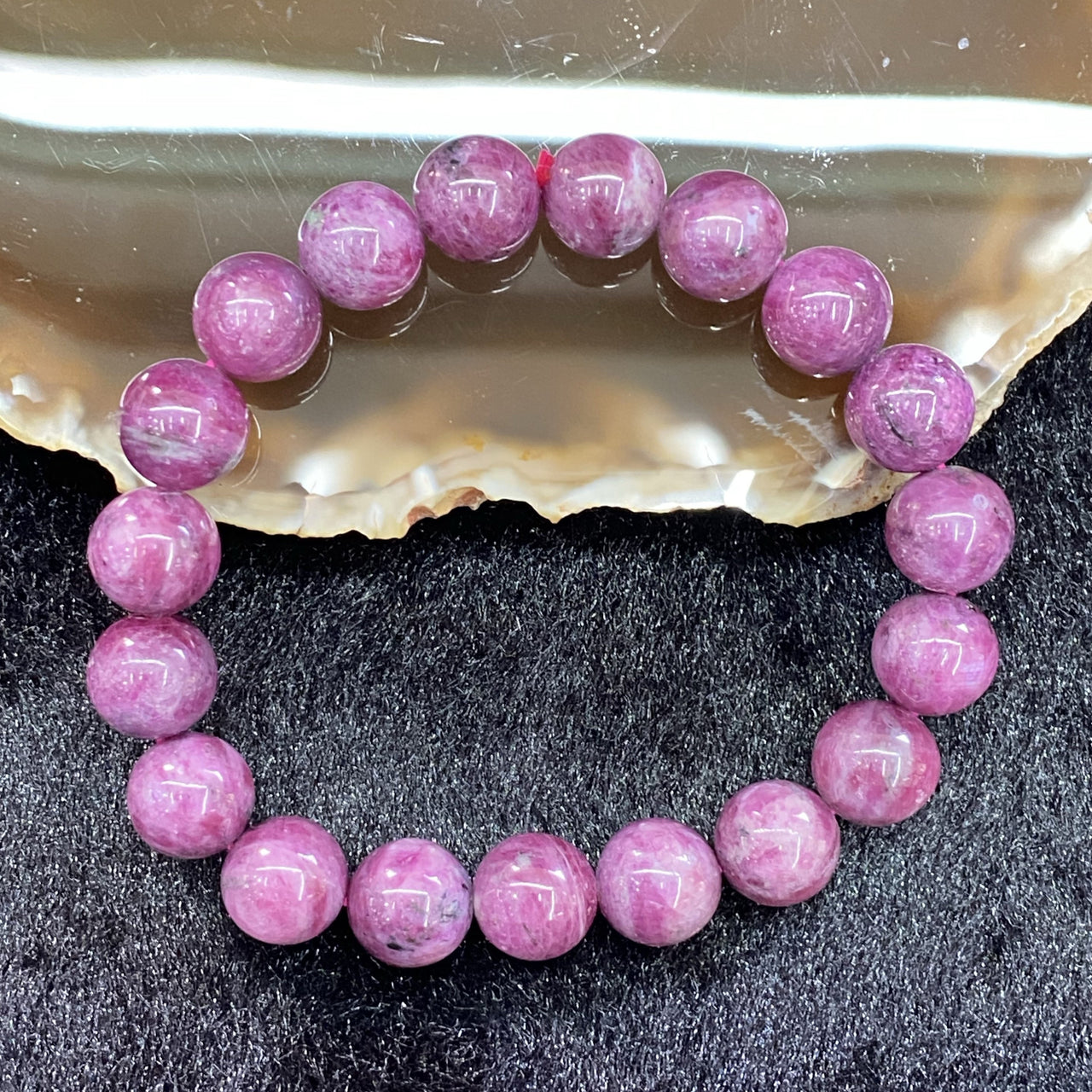 Ruby 红宝石 19 beads bracelet 46.97g each 11.0mm - Huangs Jadeite and Jewelry Pte Ltd