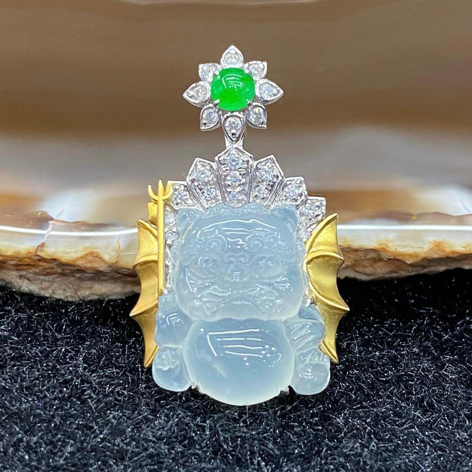 Type A Burmese Icy Jade Jadeite Guardian Lion 18k gold & diamonds - 5.57g 28.8 by 17.5 by 8.1mm - Huangs Jadeite and Jewelry Pte Ltd