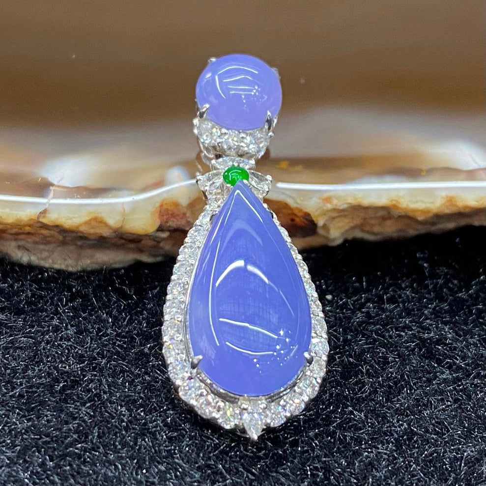 Rare High end Type A Burmese Lavender Jade Jadeite Pendant 18k white gold & diamonds with NGI Cert - 5.23g 31.7 by 12.2 by 9.4mm - Huangs Jadeite and Jewelry Pte Ltd