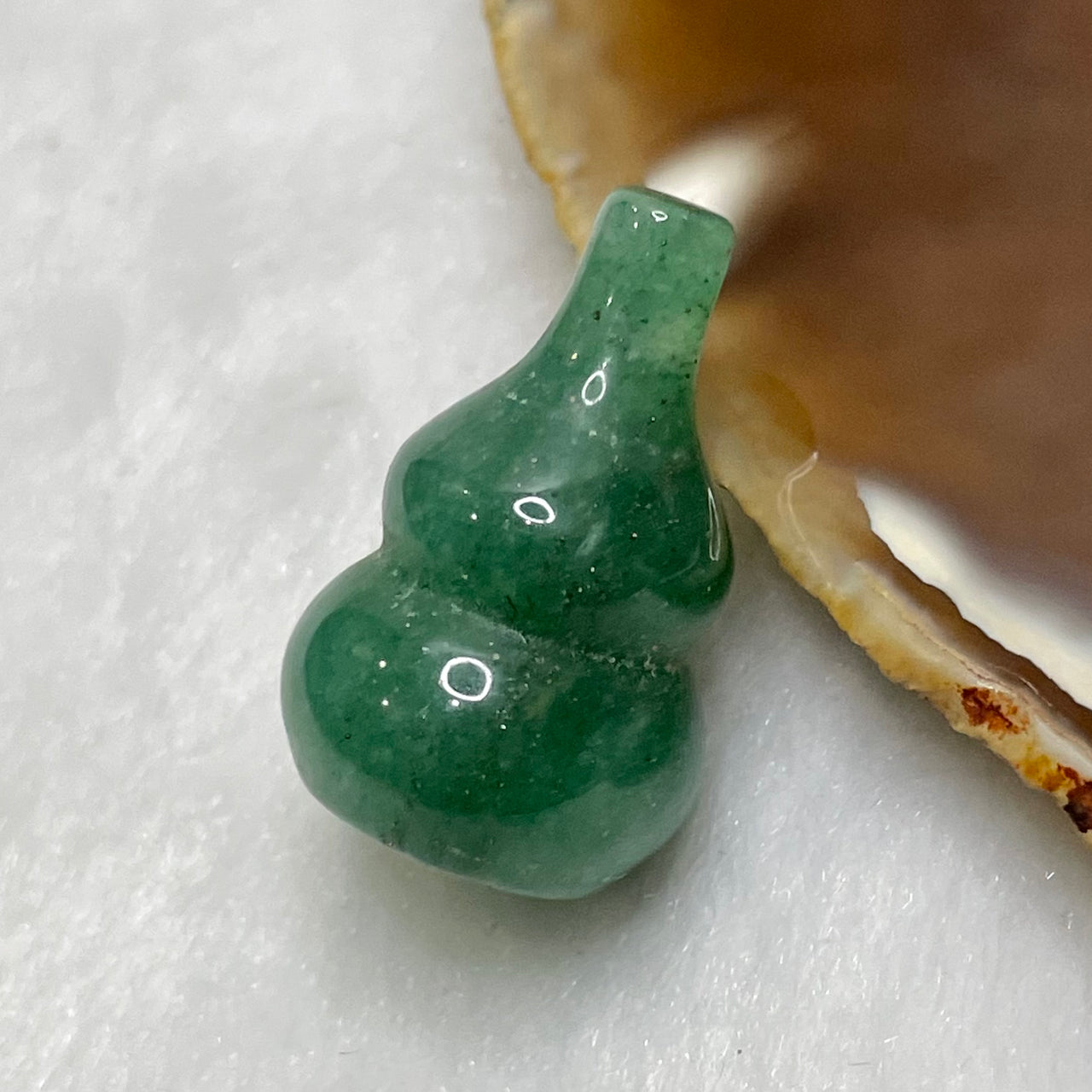 Natural Aventurine Crystal Hulu Display - 6.8g 24.7 by 15.9 by 9.2mm - Huangs Jadeite and Jewelry Pte Ltd