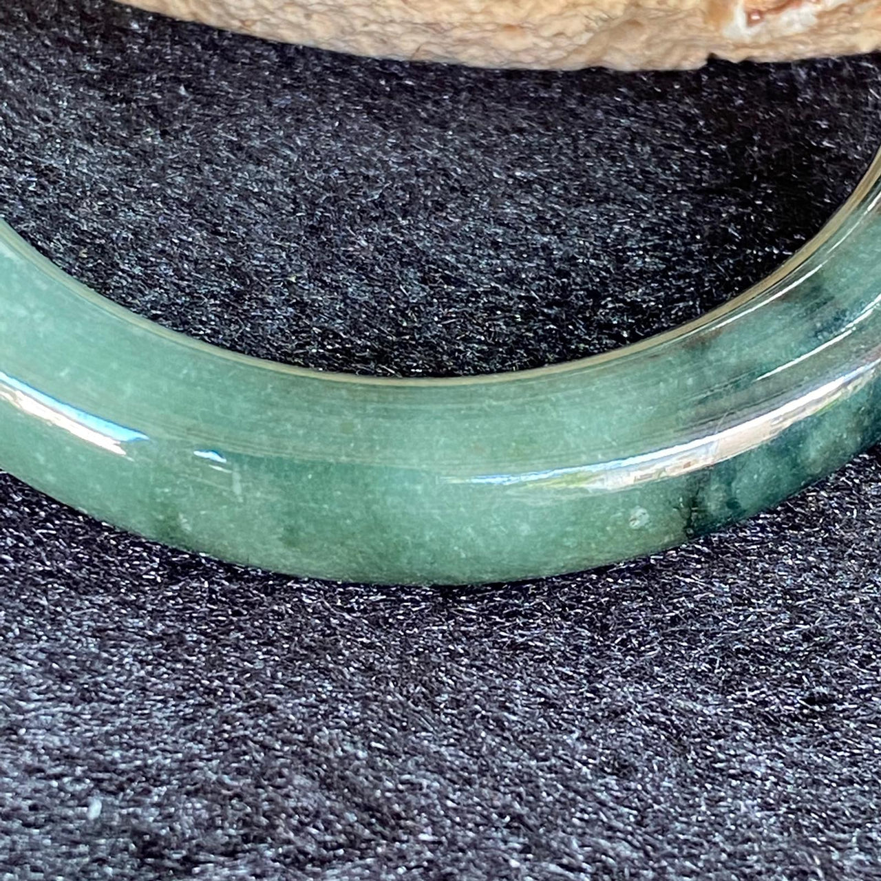 Type A Oily Green Piao Hua Jadeite Bangle 66.73g inner diameter 57.0mm Thickness 11.6 by 10.5mm - Huangs Jadeite and Jewelry Pte Ltd