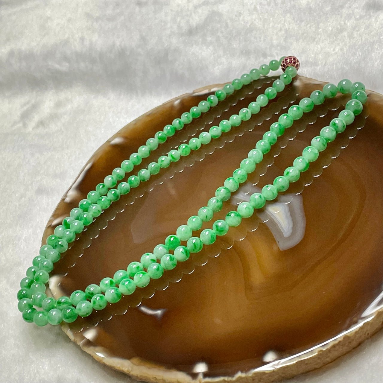 Type A Spicy Green Jade Jadeite Necklace 33.71g 4.7-6.0mm/bead 123 beads - Huangs Jadeite and Jewelry Pte Ltd