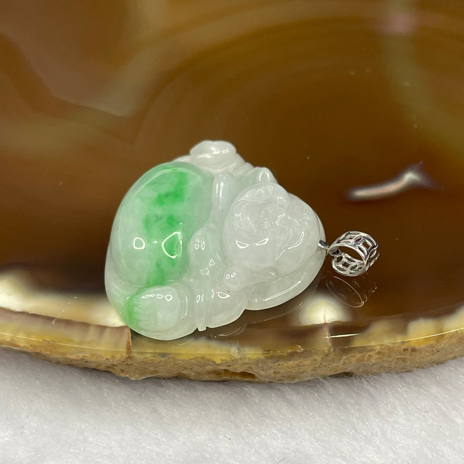 Type A Spicy Green Piao Hua Jade Jadeite Milo Buddha with 18K Gold Clasp -  6.11g 23.4 by 28.1 by 6.6mm - Huangs Jadeite and Jewelry Pte Ltd