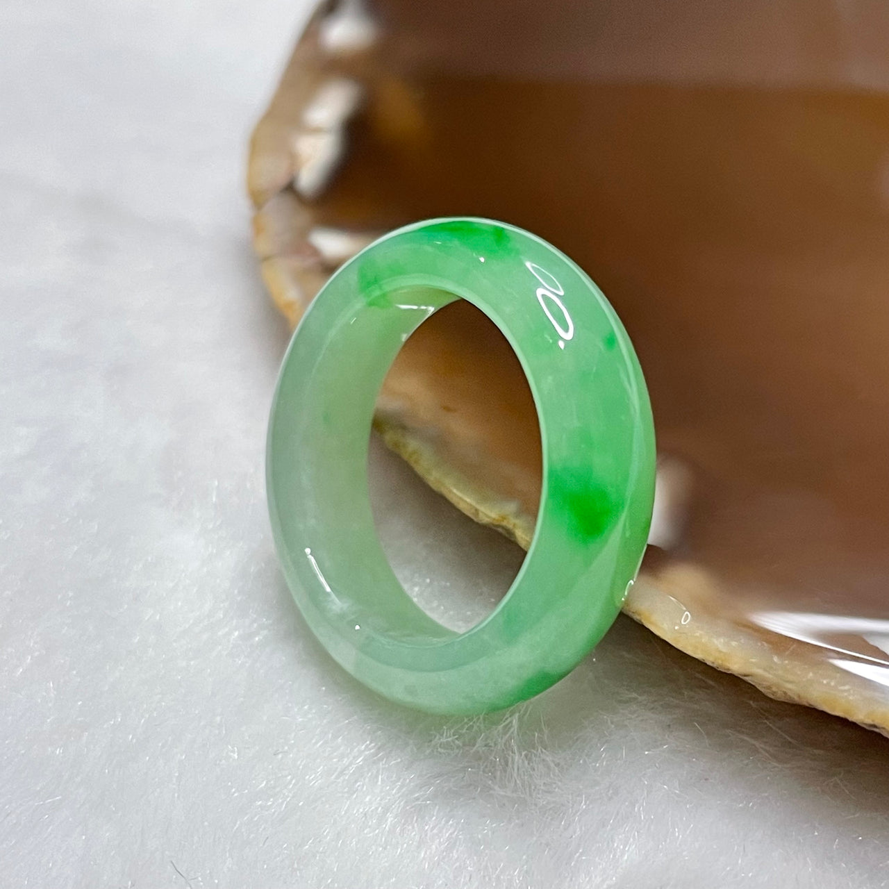 Type A Yang Green Jade Jadeite Ring 4.61g US8 HK17.5 Inner Diameter 18.2mm Thickness 6.1 by 3.8mm - Huangs Jadeite and Jewelry Pte Ltd