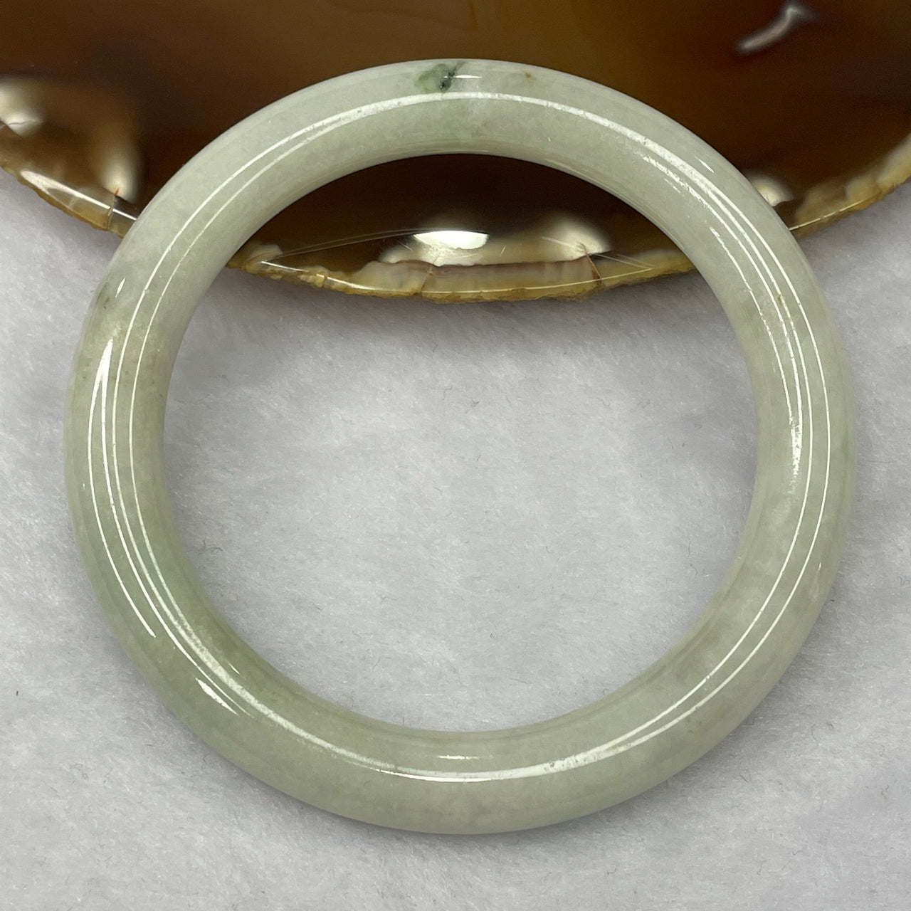 Type A Green Piao Hua Jadeite Bangle 44.70g inner diameter 57.1mm 9.1 by 9.1mm - Huangs Jadeite and Jewelry Pte Ltd