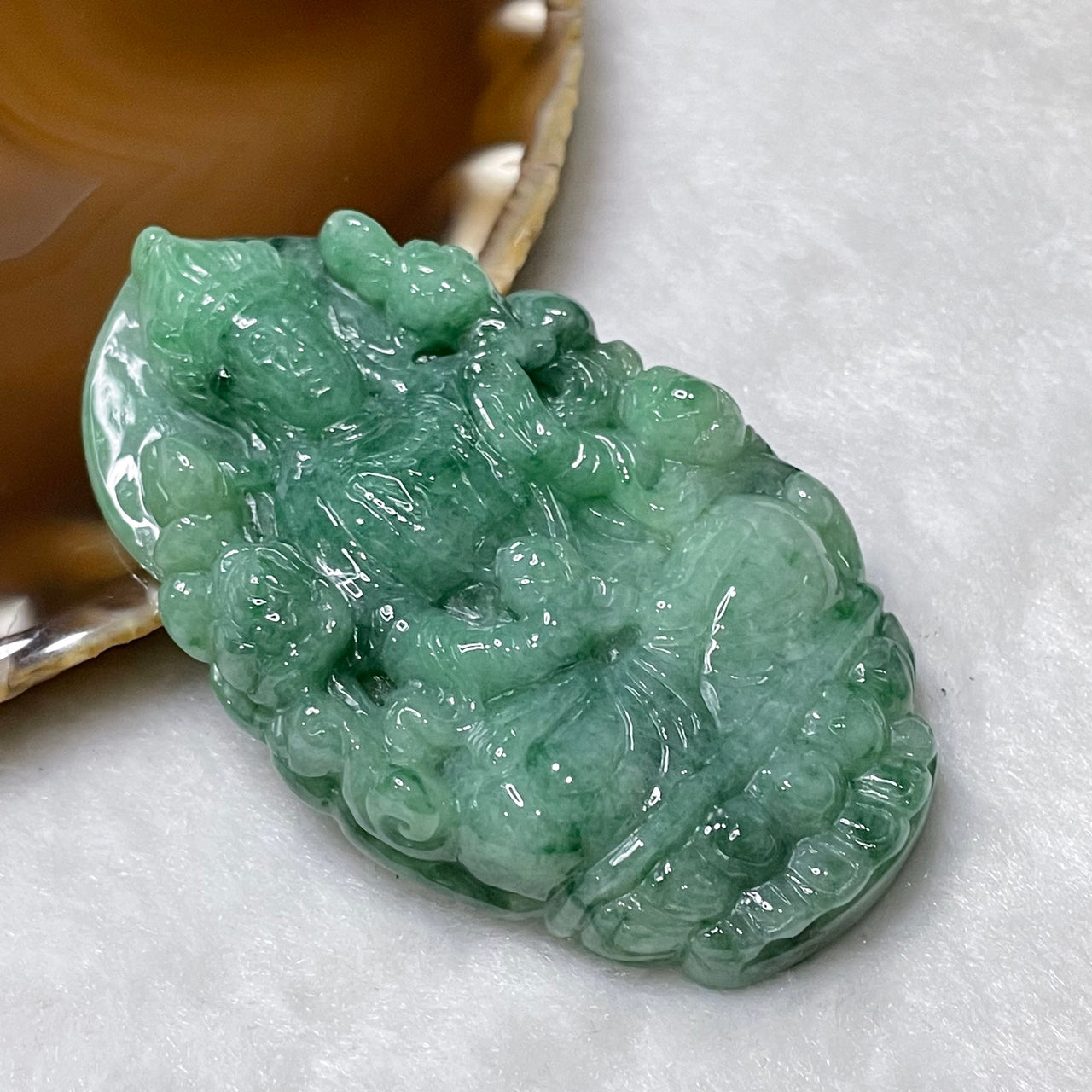 Type A Full Green Jade Jadeite Guan Yin 65.36g 74.8 by 43.9 by 10.8mm - Huangs Jadeite and Jewelry Pte Ltd