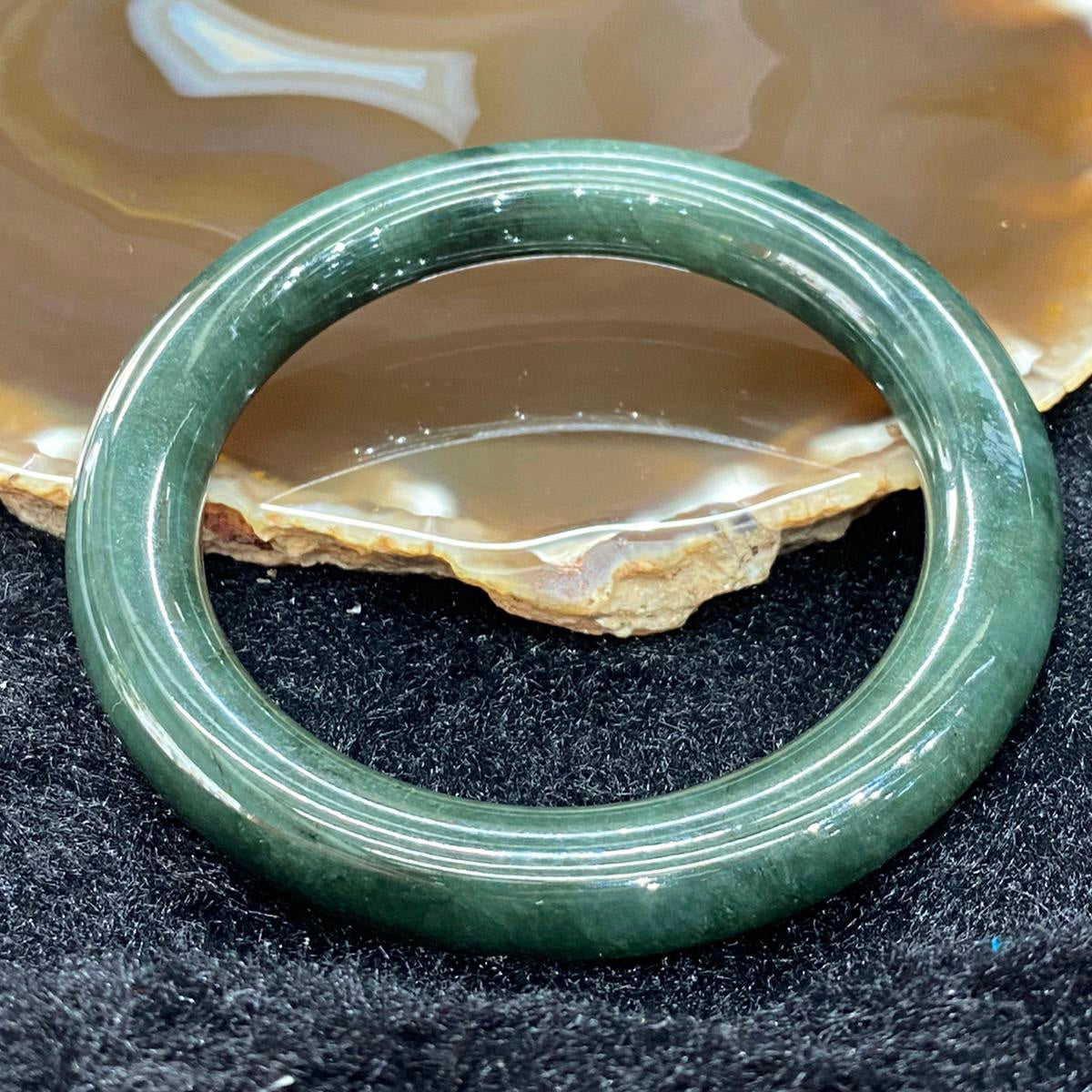 Type A Burmese Oily Green Jade Jadeite Bangle - 59.68g inner diameter 57.2mm thickness 10.2mm - Huangs Jadeite and Jewelry Pte Ltd