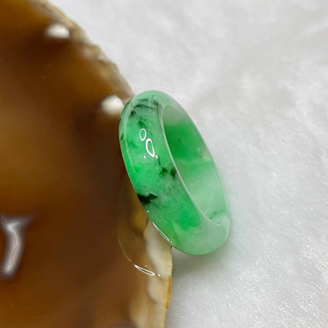 Type A Spicy Green Jade Jadeite Ring 5.3g US8.75 HK19.5 Inner Diameter 18.9mm Thickness: 6.6 by 3.6mm - Huangs Jadeite and Jewelry Pte Ltd