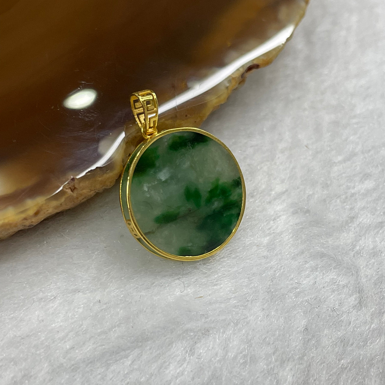 Type A Spicy Green Jadeite Wu Shi Pai Pendant with 18k Gold Setting - 1.93g 17.1 by 17.1 by 2.7mm - Huangs Jadeite and Jewelry Pte Ltd