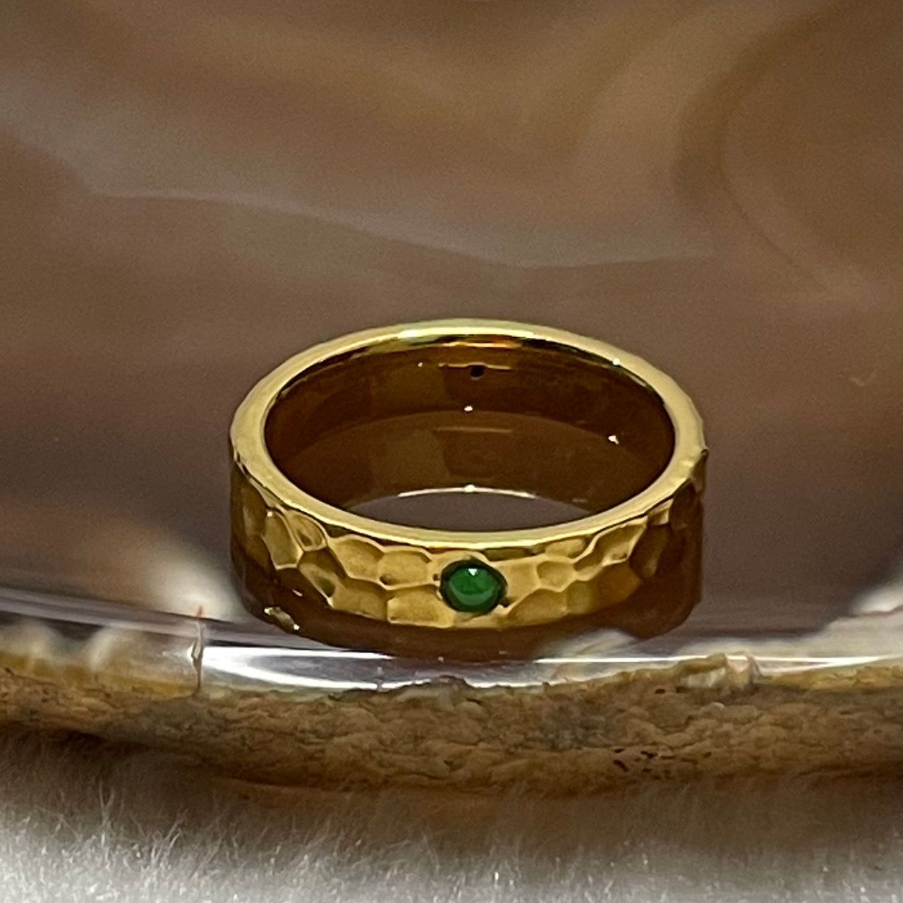 Type A Green Jade Jadeite 18K Gold Ring - HK 15 US 7 Inner Diameter 18.5mm 1.09g 4.2 by 2.5mm - Huangs Jadeite and Jewelry Pte Ltd