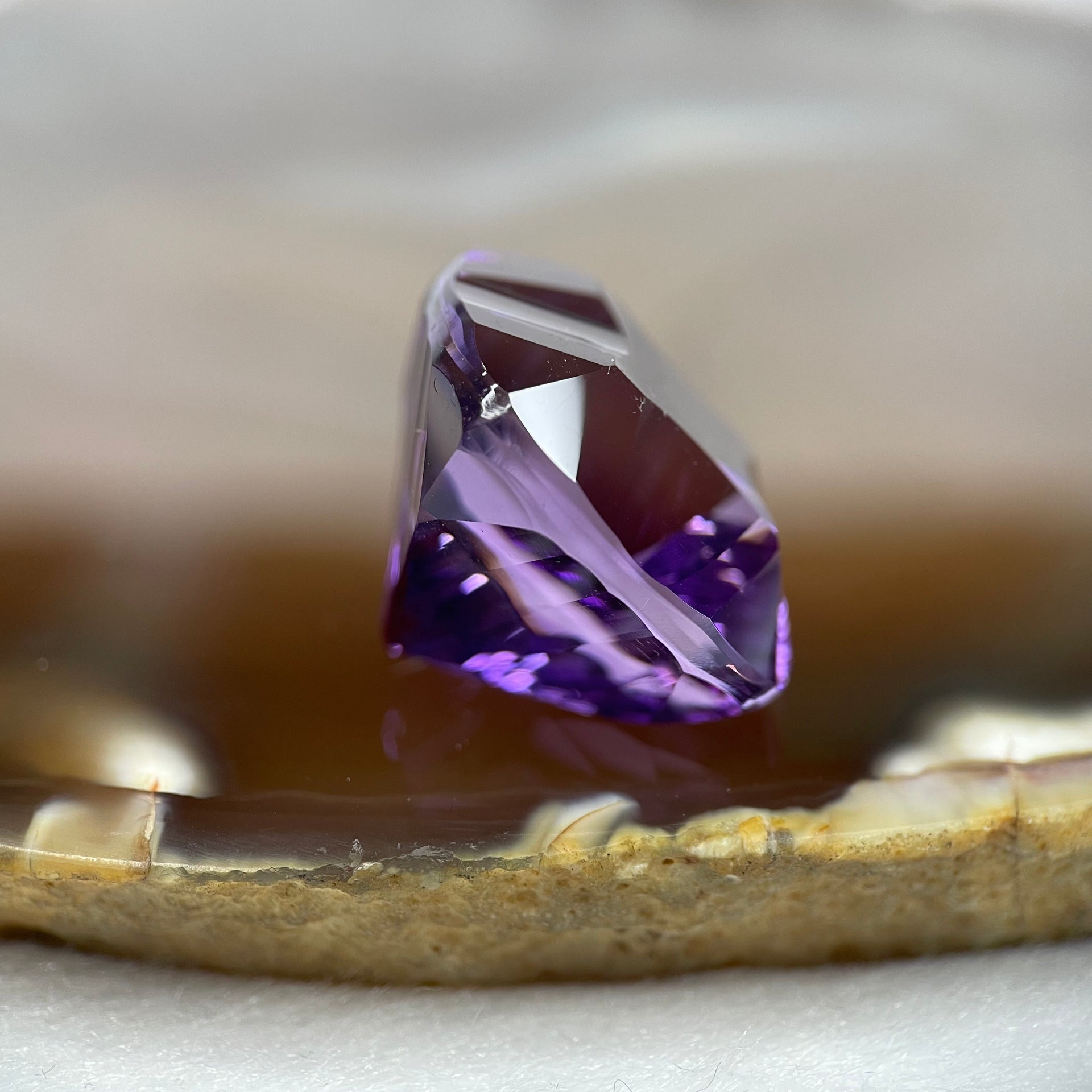 Natural Amethyst 38.40 carats 20.7 by 20.7 by 16.2mm - Huangs Jadeite and Jewelry Pte Ltd