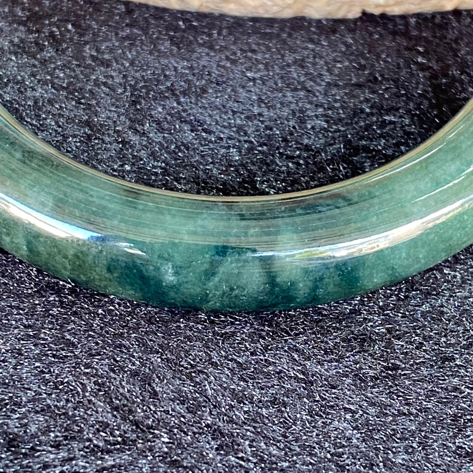 Type A Oily Green Piao Hua Jadeite Bangle 66.73g inner diameter 57.0mm Thickness 11.6 by 10.5mm - Huangs Jadeite and Jewelry Pte Ltd