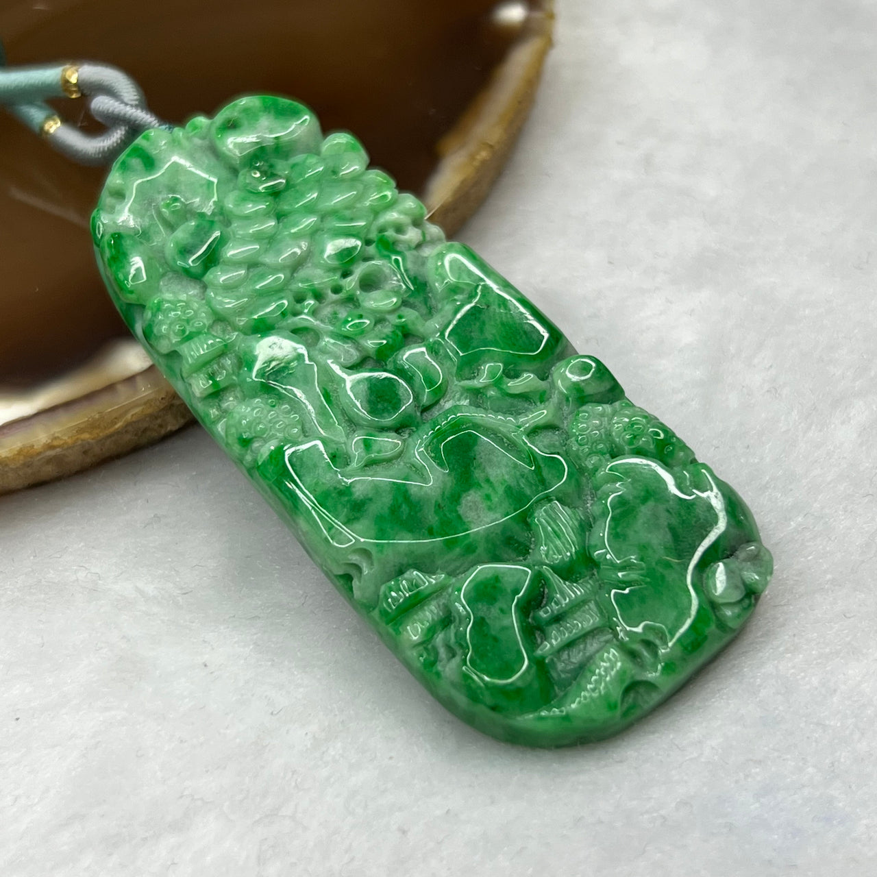 Type A Spicy Green Jade Jadeite Shan Shui Pendant - 43.16g 71.6 by 32.4 by 7.0mm Singapore Feng Shui Shop - Huangs Jadeite and Jewelry Pte Ltd