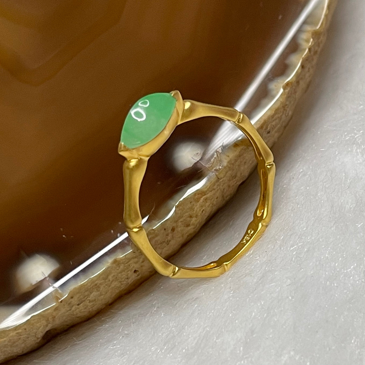 Type A Apple Green Jade Jadeite 18k Yellow Gold Ring 1.74g US 6.25 HK13.5 Inner Diameter 17.1mm Dimensions of Jade: 9.2 by 4.8 by 3.0mm - Huangs Jadeite and Jewelry Pte Ltd