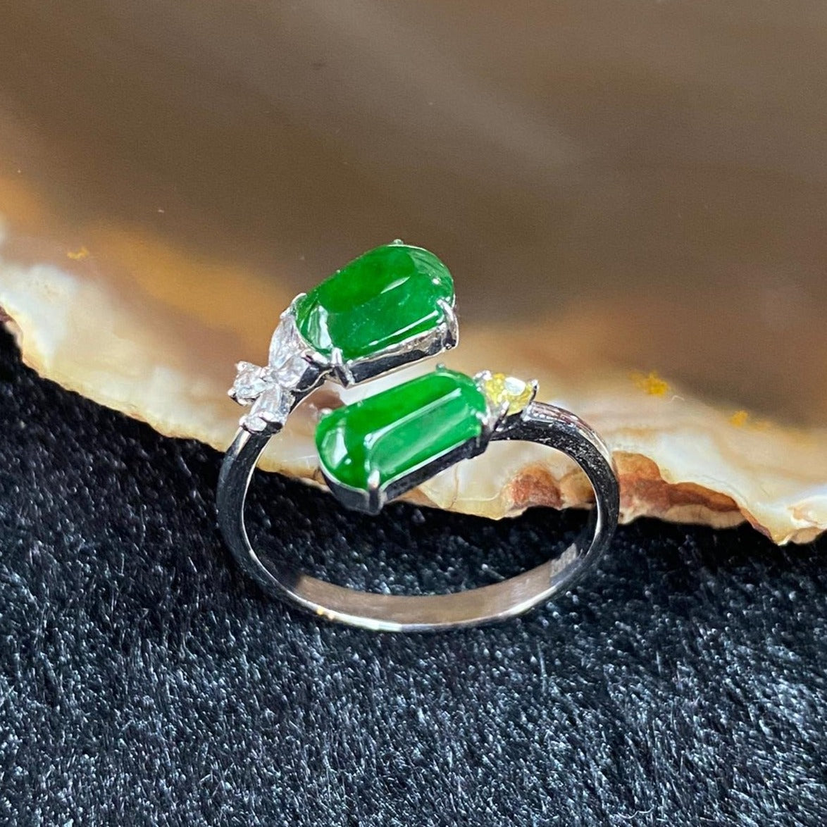 Type A Burmese Jade Jadeite Ring 18k white gold & diamonds - 2.64g 21.6 by 14.2 by 19.2mm inner diameter 16.8mm US6.5 HK14 - Huangs Jadeite and Jewelry Pte Ltd