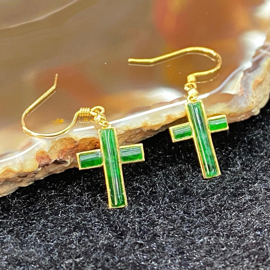 Type A Burmese Jade Jadeite Cross earrings 18k gold - 1.24g each about 13.1 by 10.1 by 1.4mm - Huangs Jadeite and Jewelry Pte Ltd