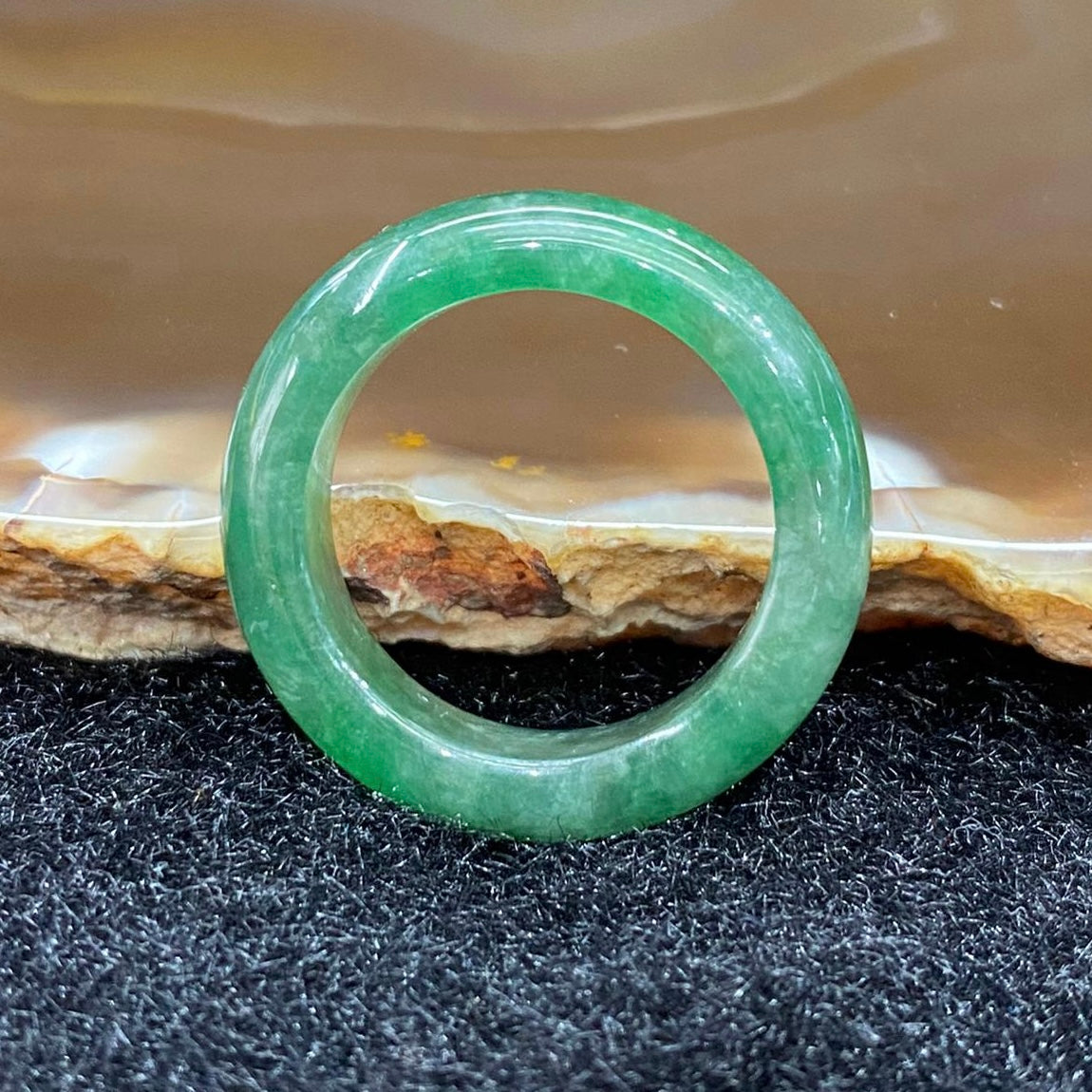 Type A Burmese Intense Green Jade Jadeite Ring - 4.51g US7.5 HK17 inner diameter 17.9mm - Huangs Jadeite and Jewelry Pte Ltd