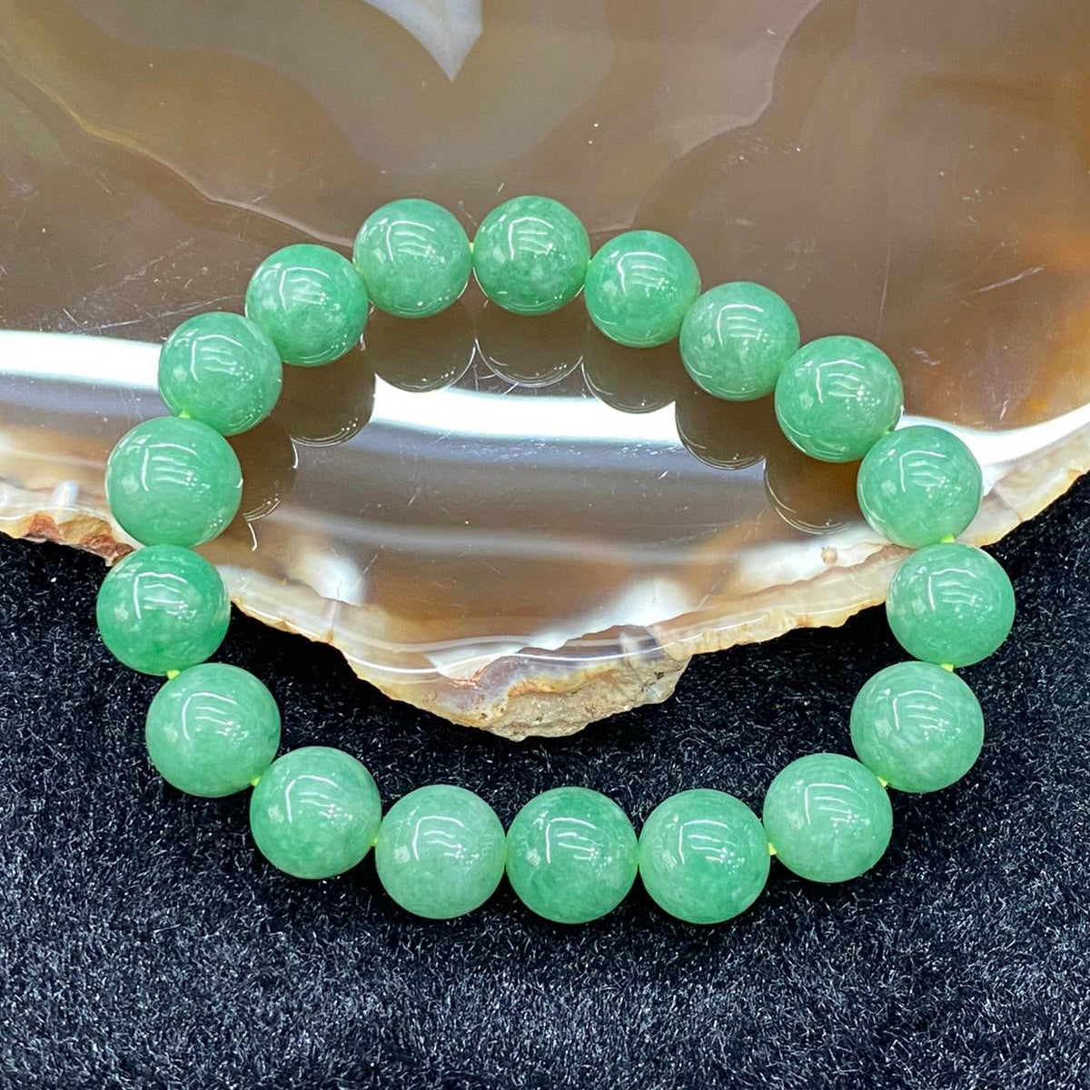 Type A Burmese Jade Jadeite intense Green Bracelet - 31.66g 18 beads 10.6mm - Huangs Jadeite and Jewelry Pte Ltd