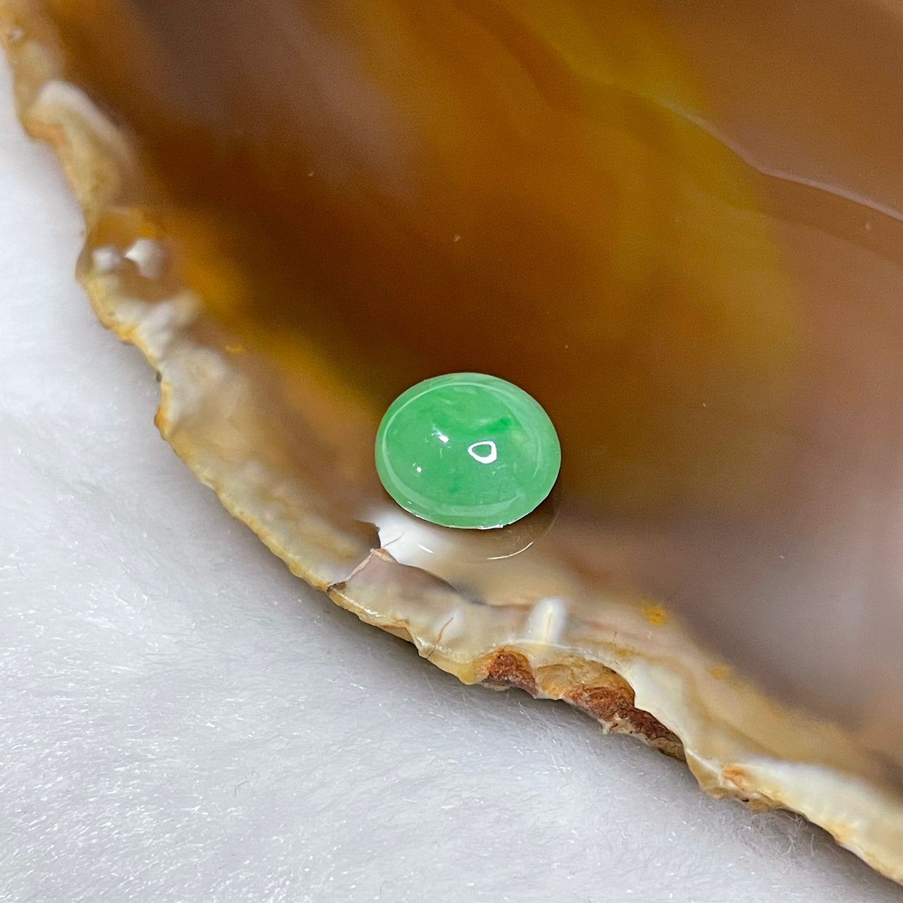 Type A Spicy Green Jade Jadeite for setting 0.76g 10.0 by 9.3 by 5.1mm - Huangs Jadeite and Jewelry Pte Ltd