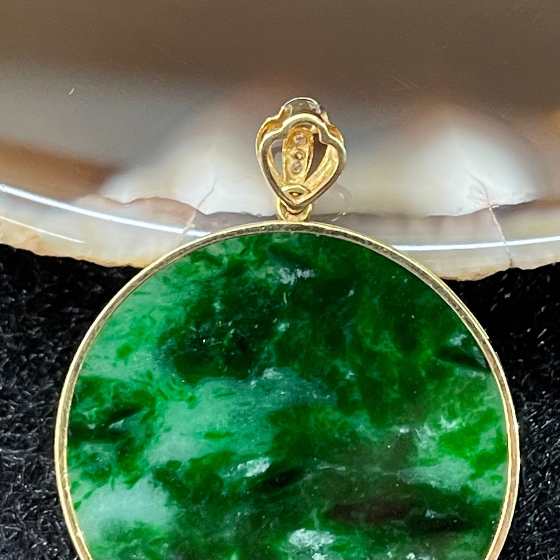 Type A Burmese Jade Jadeite Pendant 18k gold & diamonds - 2.31g 24.2 by 24.2 by 1.6mm - Huangs Jadeite and Jewelry Pte Ltd