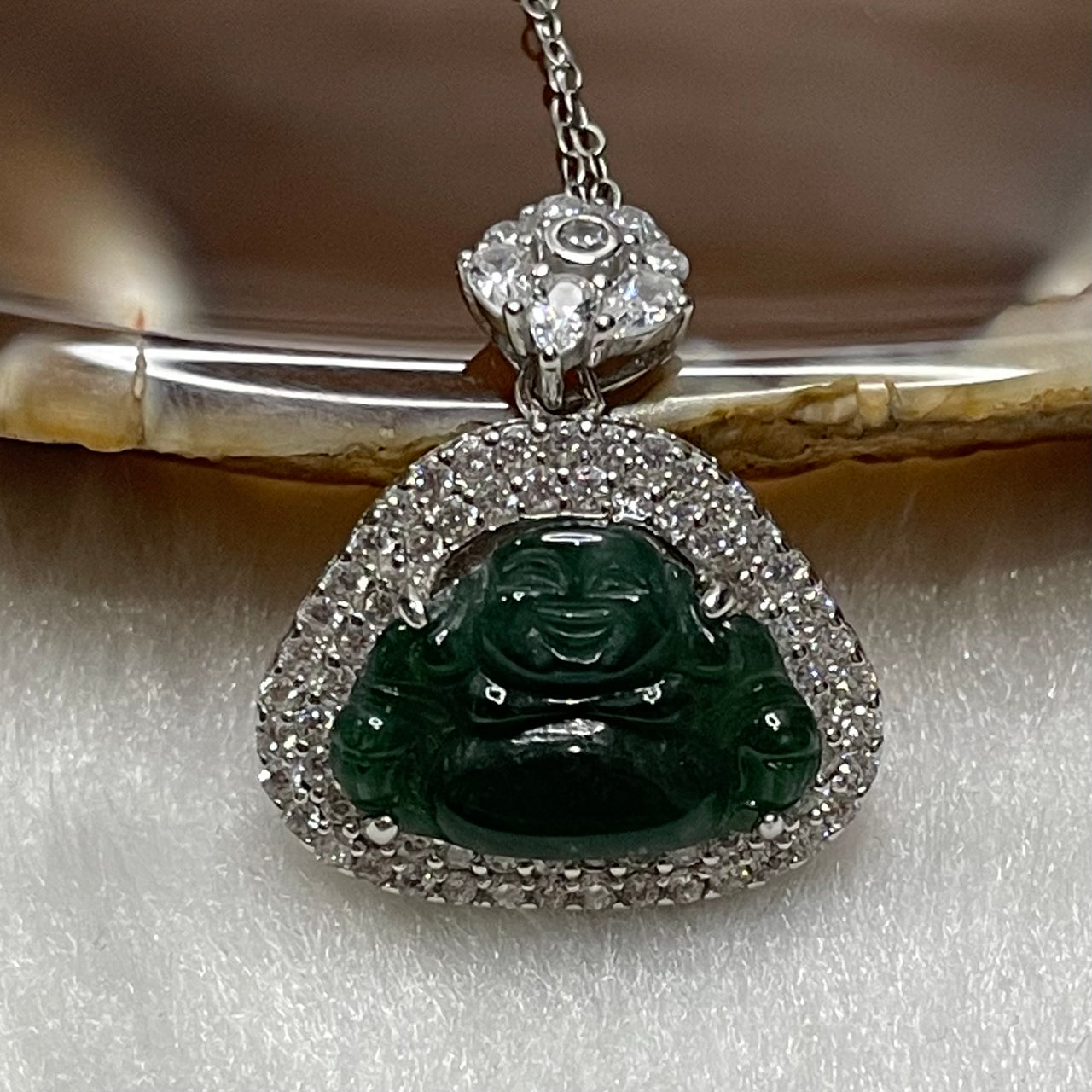 Type A Green Omphacite Jade Jadeite Milo Buddha - 2.77g 23.8 by 19.2 by 5.5mm - Huangs Jadeite and Jewelry Pte Ltd