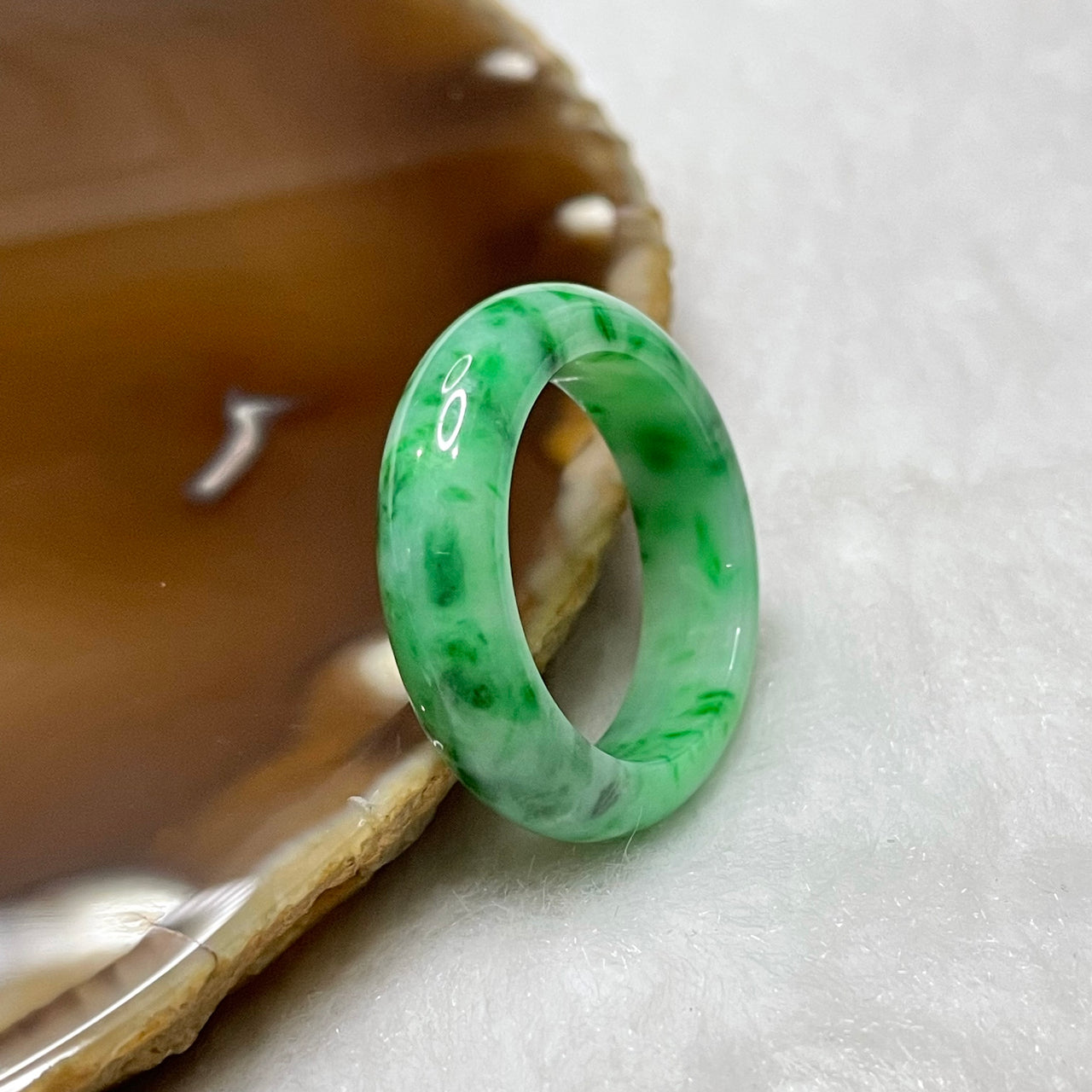 Type A Spicy Green Jade Jadeite Ring 5.31g US10.5 HK23.5 Inner Diameter: 20.2mm Thickness: 6.6 by 4.0mm - Huangs Jadeite and Jewelry Pte Ltd