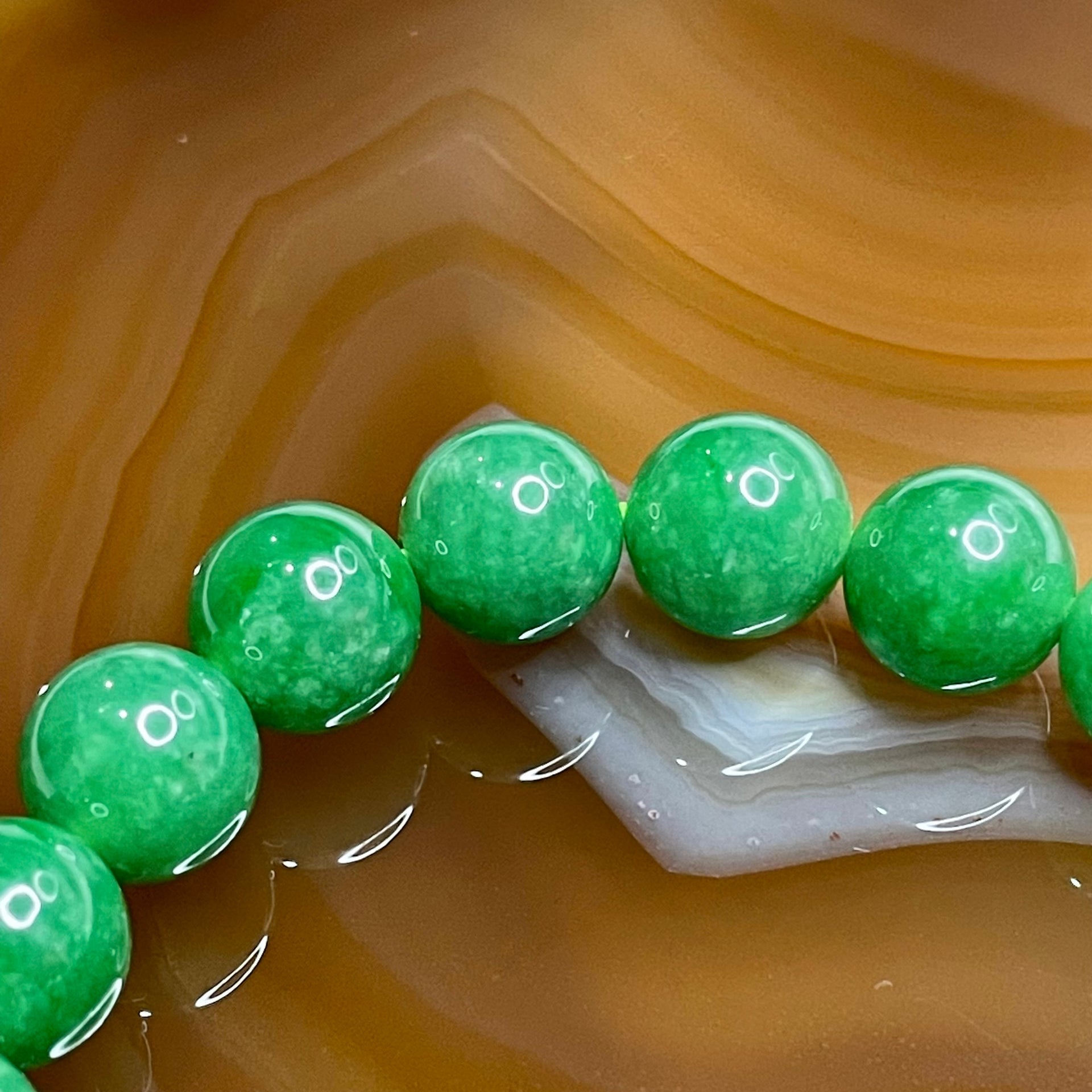 Rare High Quality Type A Full Green Jade Jadeite Beads Bracelet 29.76g 9.6mm/bead 20 beads - Huangs Jadeite and Jewelry Pte Ltd