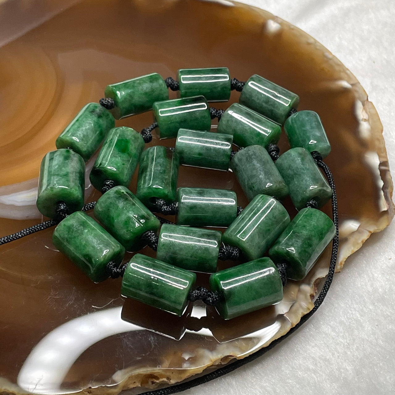 Type A Green Jade Jadeite Lu Lu Tong Barrel Necklace 85.25g 11.2 by 15.5mm per barrel 11 Pieces - Huangs Jadeite and Jewelry Pte Ltd