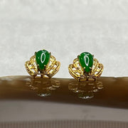 Type A Green Jade Jadeite Crown Earrings 18k Yellow Gold 1.62g 8.3 by 9.2 by 4.8mm - Huangs Jadeite and Jewelry Pte Ltd