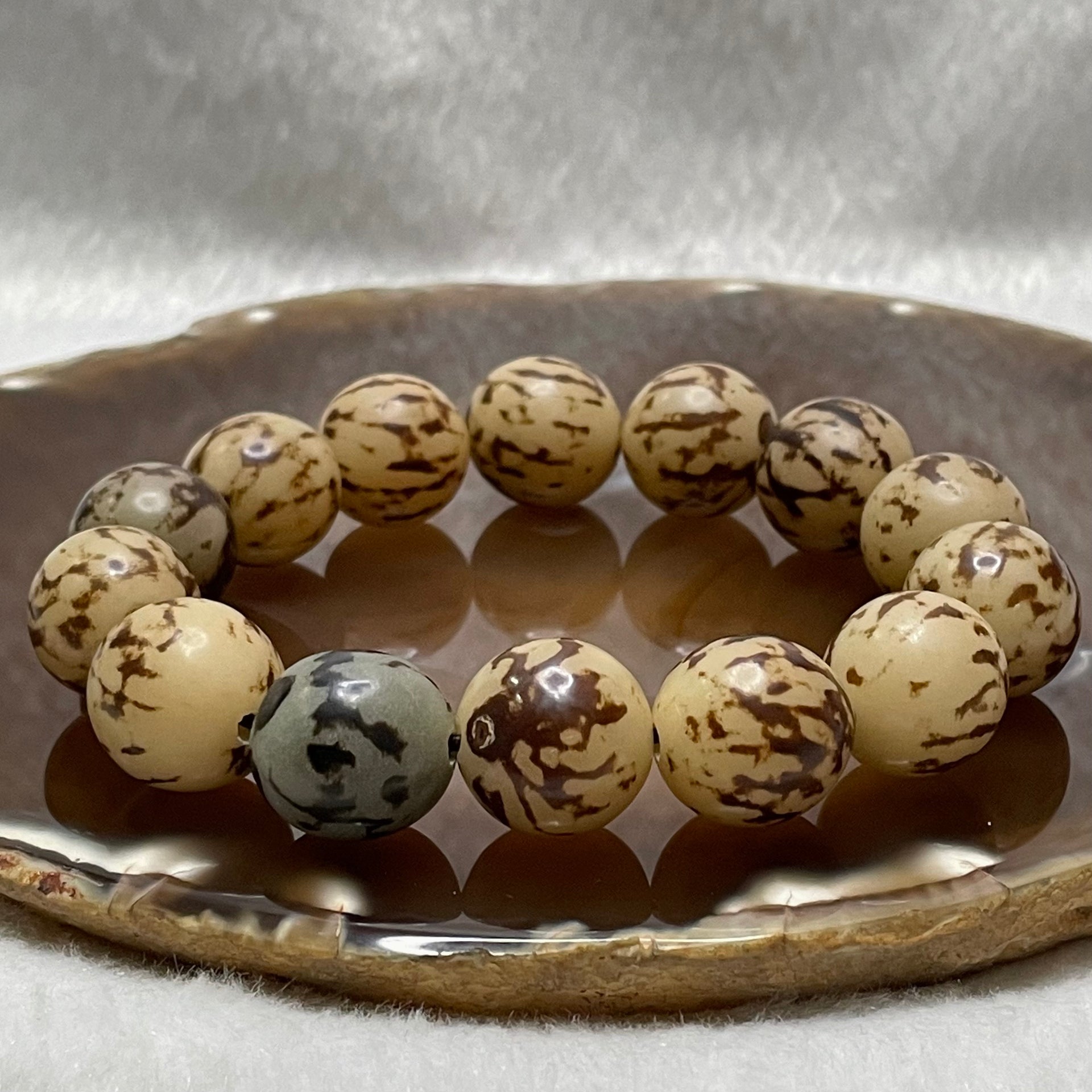 Natural Buri Palm Nut Bead Bracelet - 35.1g 14.9mm/bead 14 beads - Huangs Jadeite and Jewelry Pte Ltd