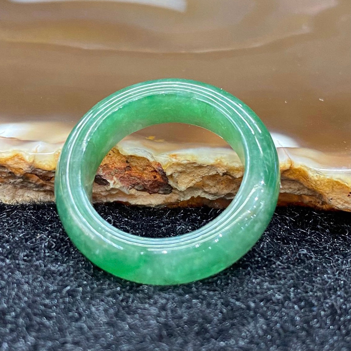 Type A Burmese Intense Green Jade Jadeite Ring - 4.51g US7.5 HK17 inner diameter 17.9mm - Huangs Jadeite and Jewelry Pte Ltd