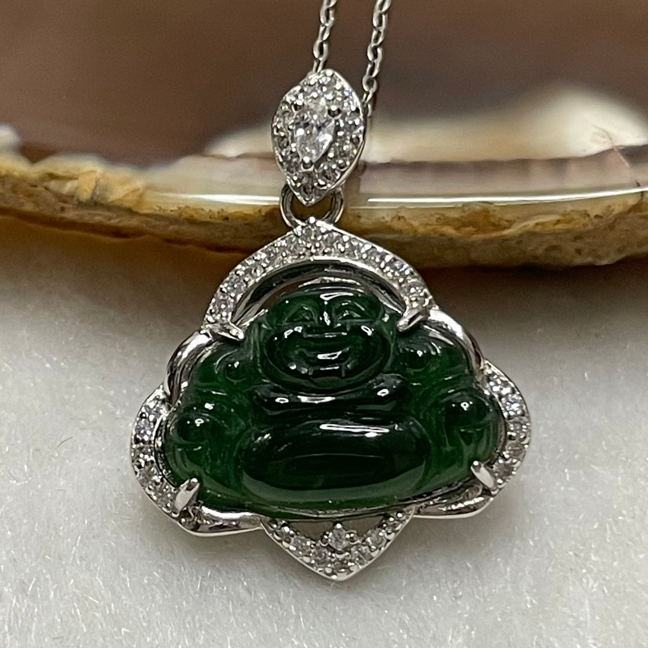 Type A Green Omphacite Jade Jadeite Milo Buddha - 3.00g 25.1 by 19.6 by 5.3mm - Huangs Jadeite and Jewelry Pte Ltd